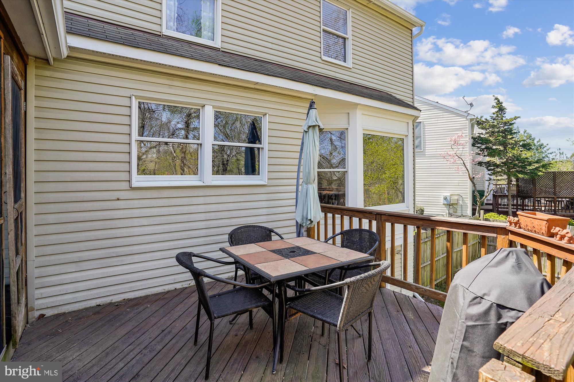 HAMPTON OAKS - Residential