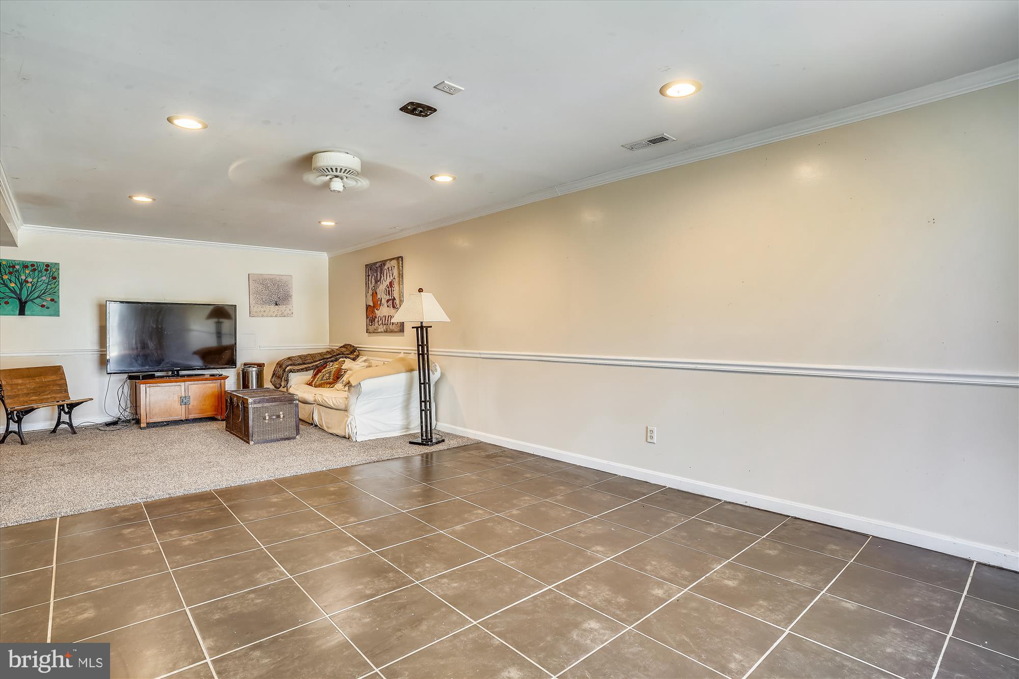 HAMPTON OAKS - Residential