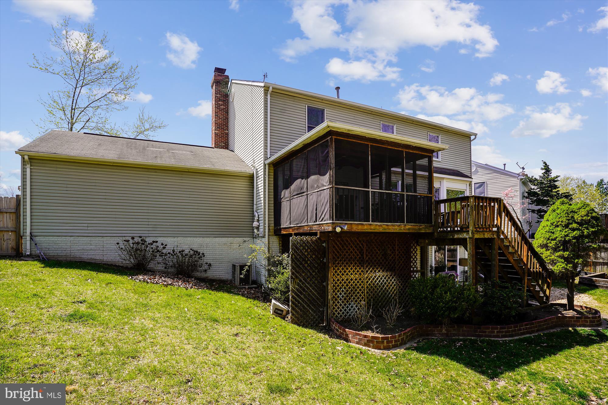 HAMPTON OAKS - Residential