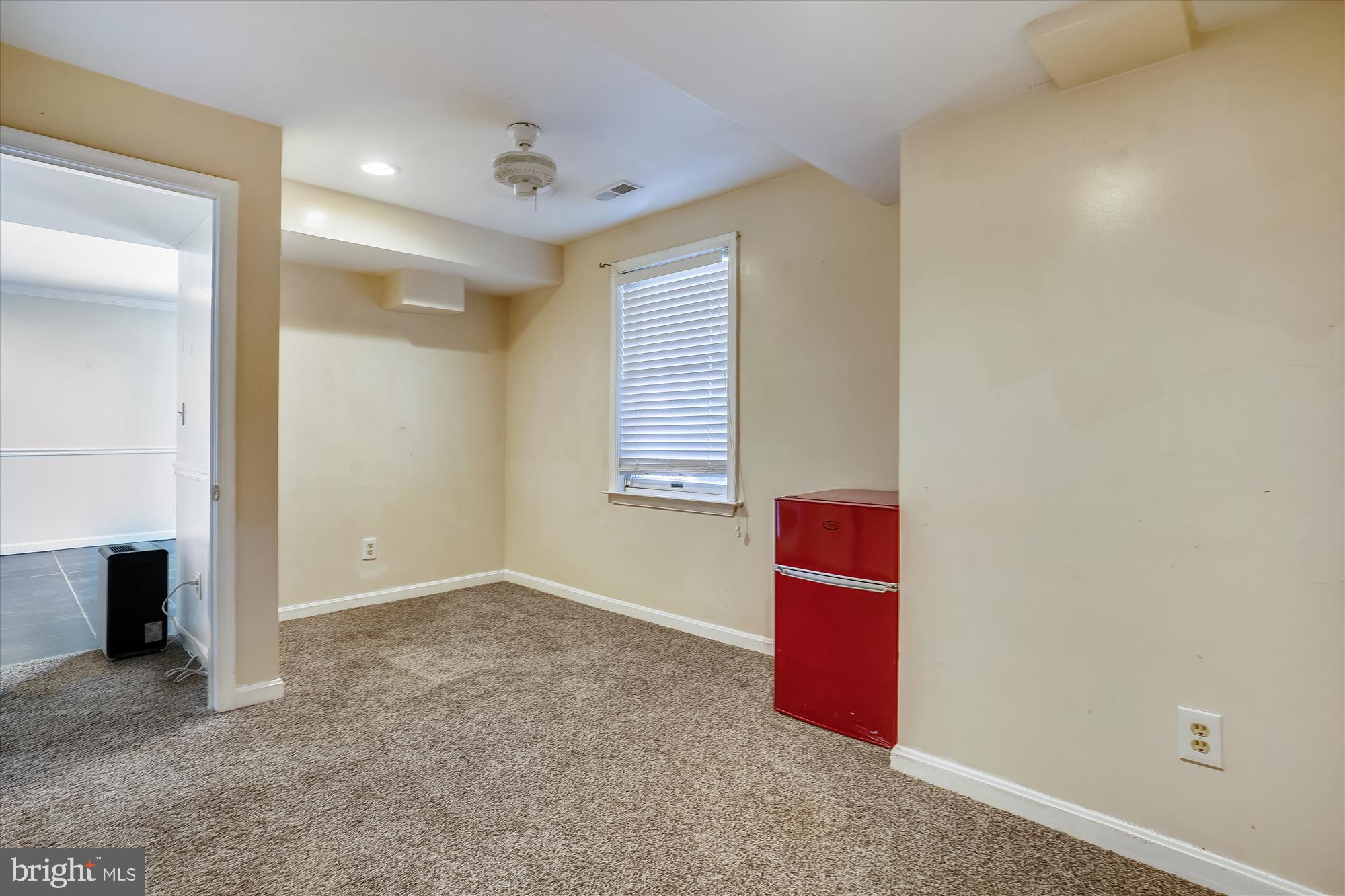 HAMPTON OAKS - Residential