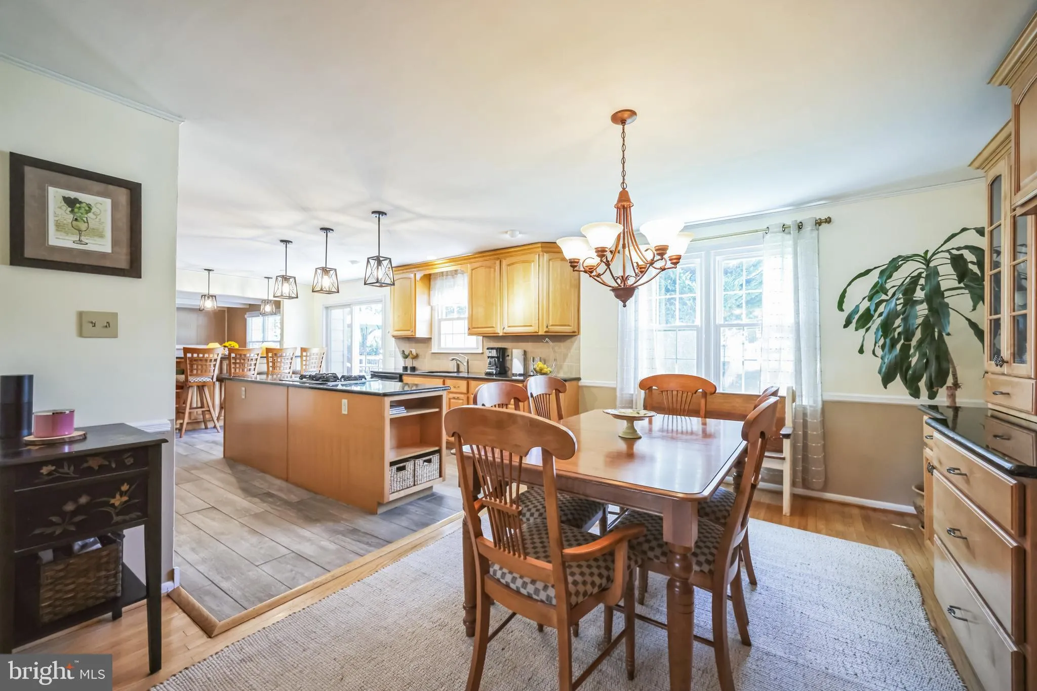 Cherry Hill, New Jersey 08003, United States, 4 Bedrooms Bedrooms, ,3 BathroomsBathrooms,Residential,Active,191118