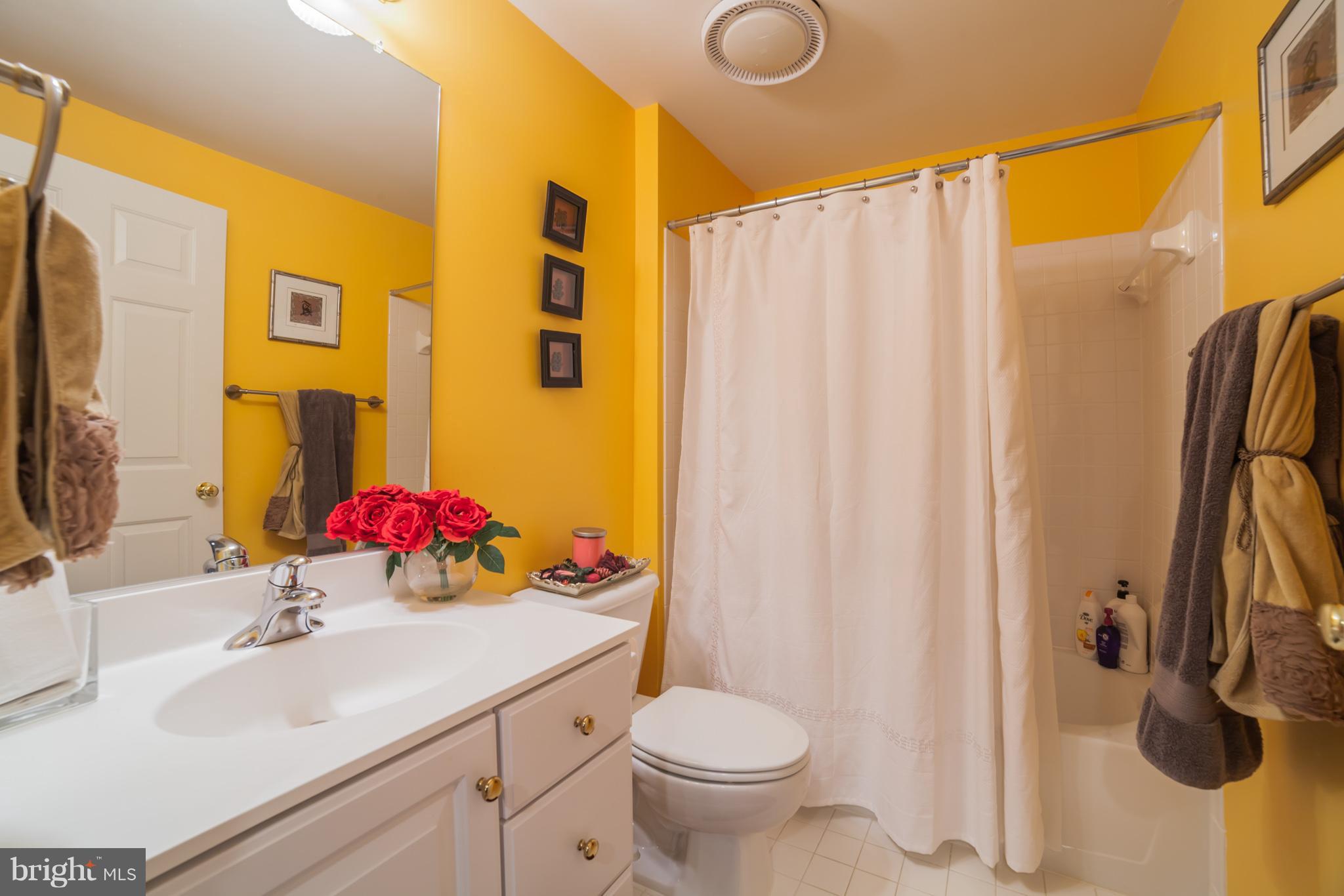 CROSS CREEK CLUB - Residential