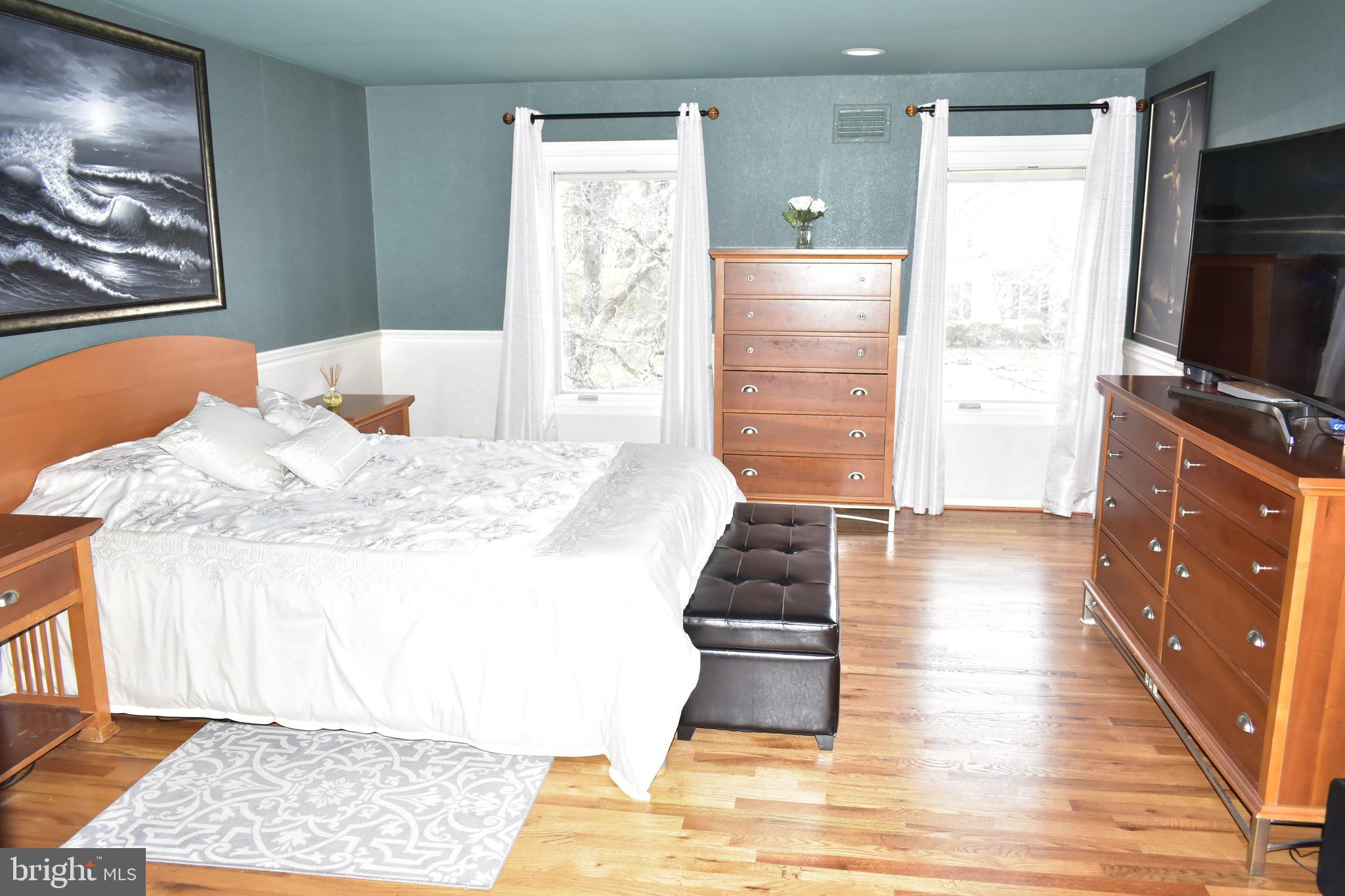 POTOMAC COMMONS - Residential Lease