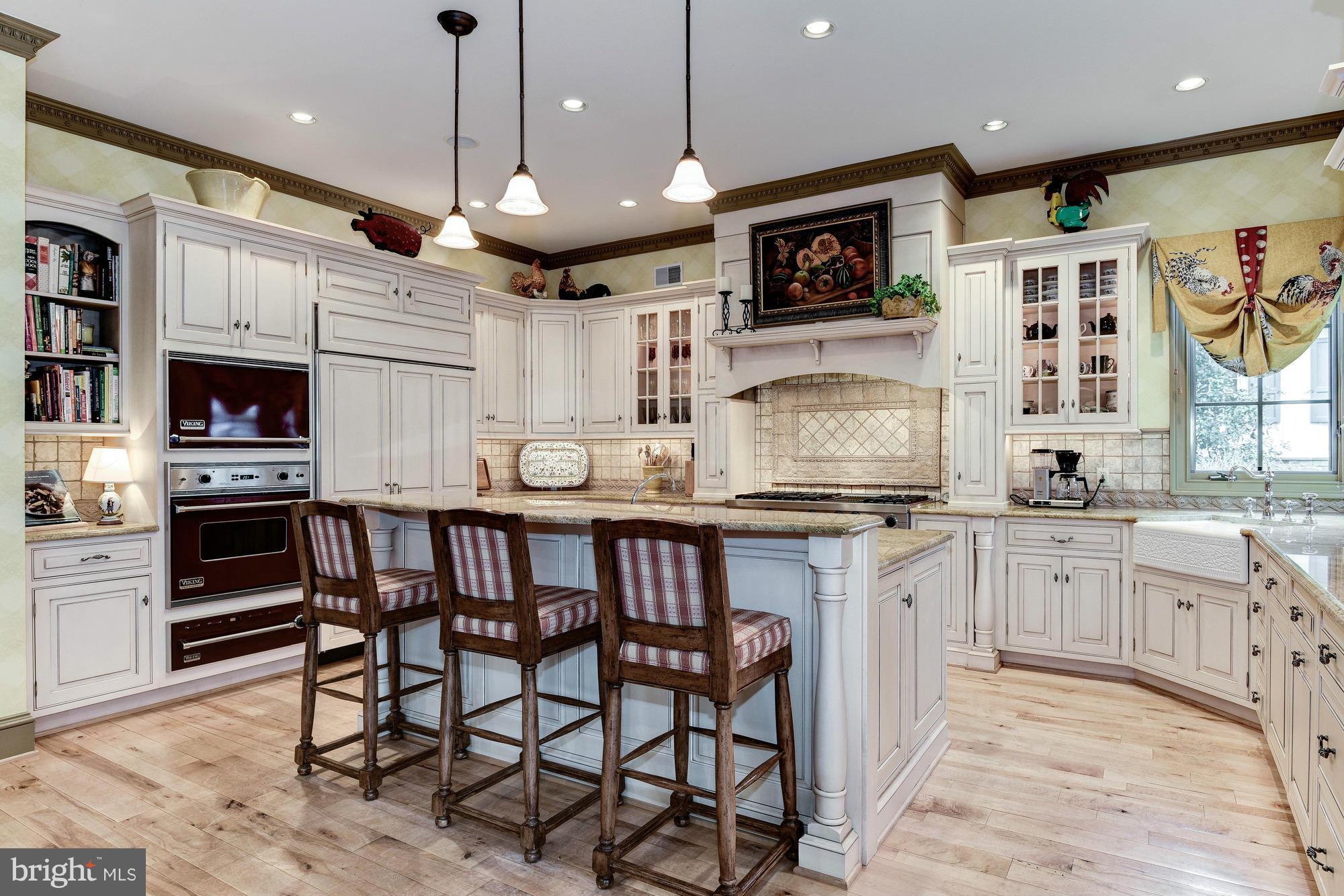 BETHESDA OUTSIDE - Residential