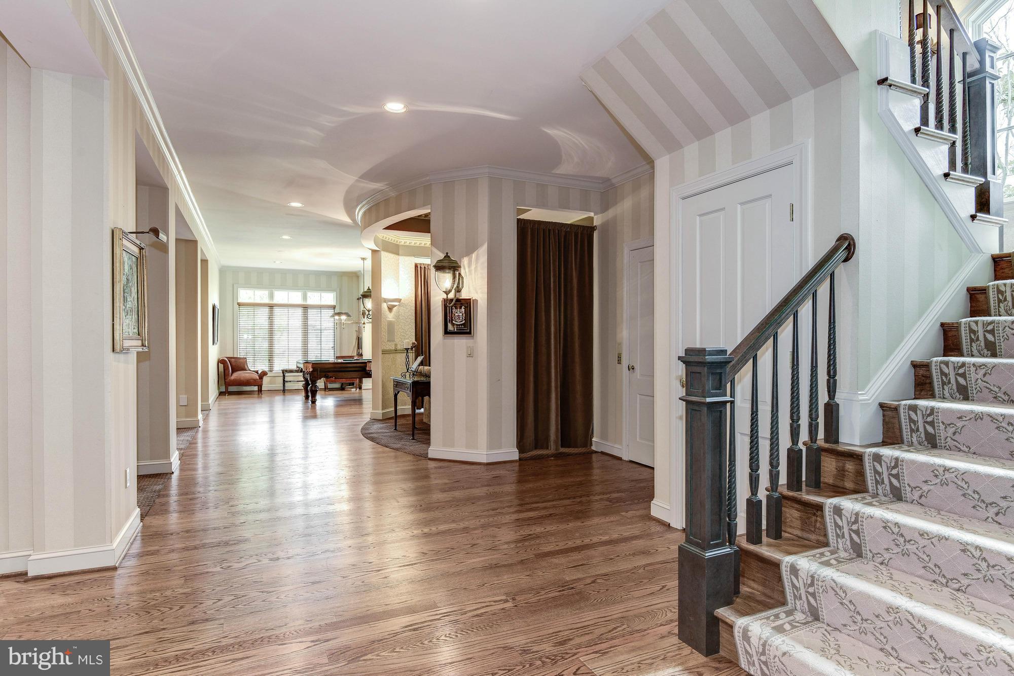 BETHESDA OUTSIDE - Residential