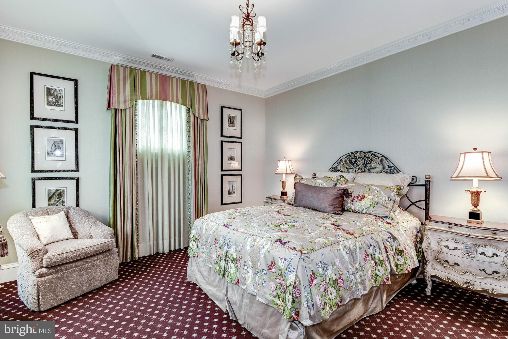 BETHESDA OUTSIDE - Residential