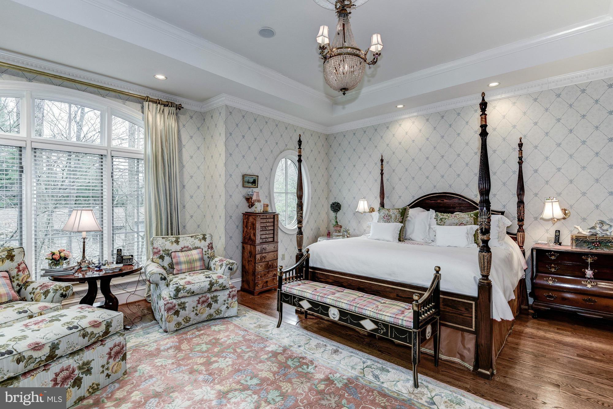 BETHESDA OUTSIDE - Residential