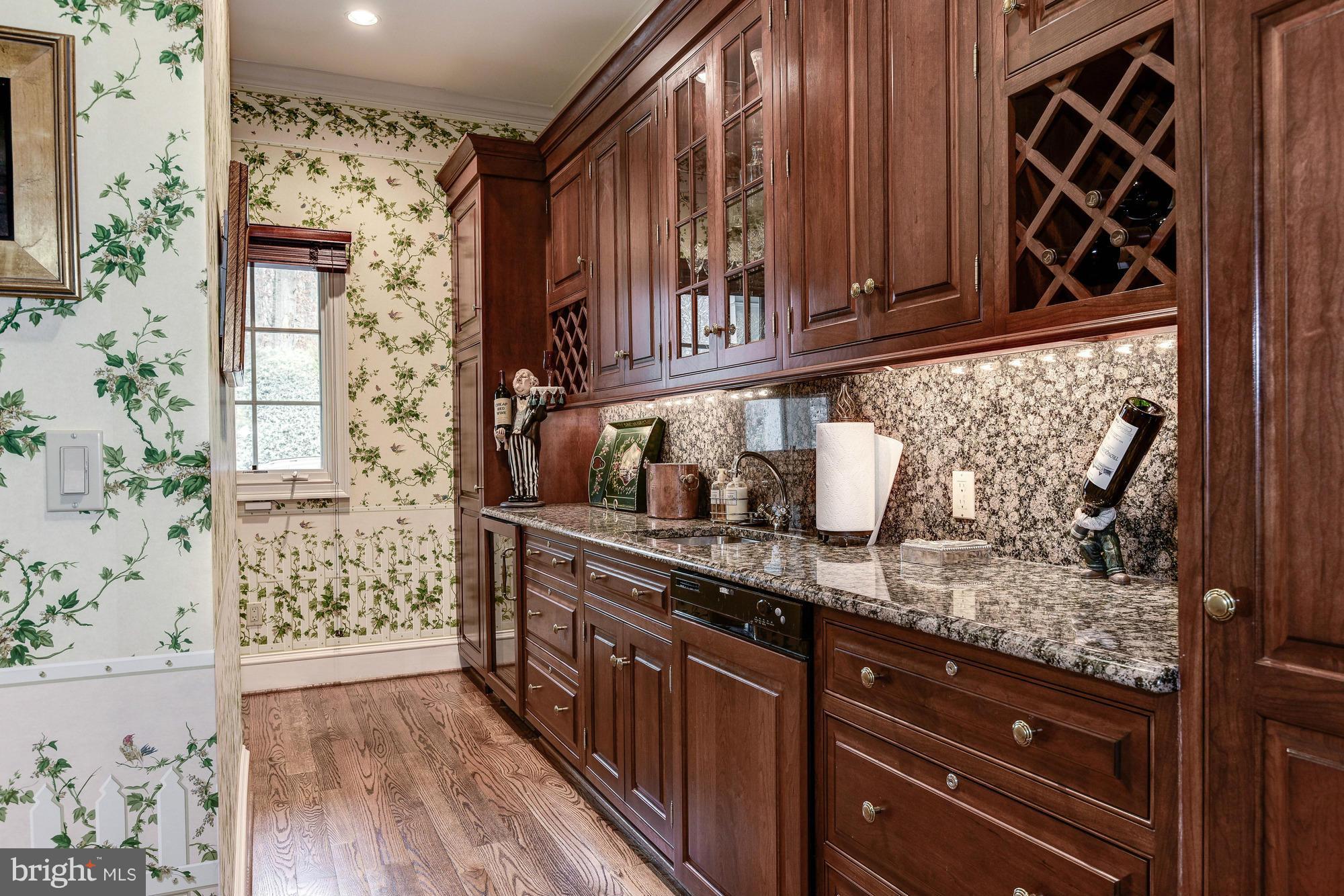 BETHESDA OUTSIDE - Residential