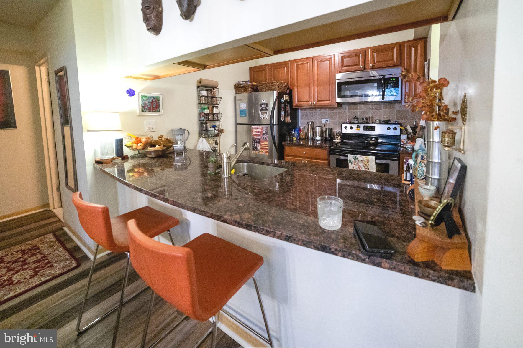 WASHINGTON SQ - Residential Lease