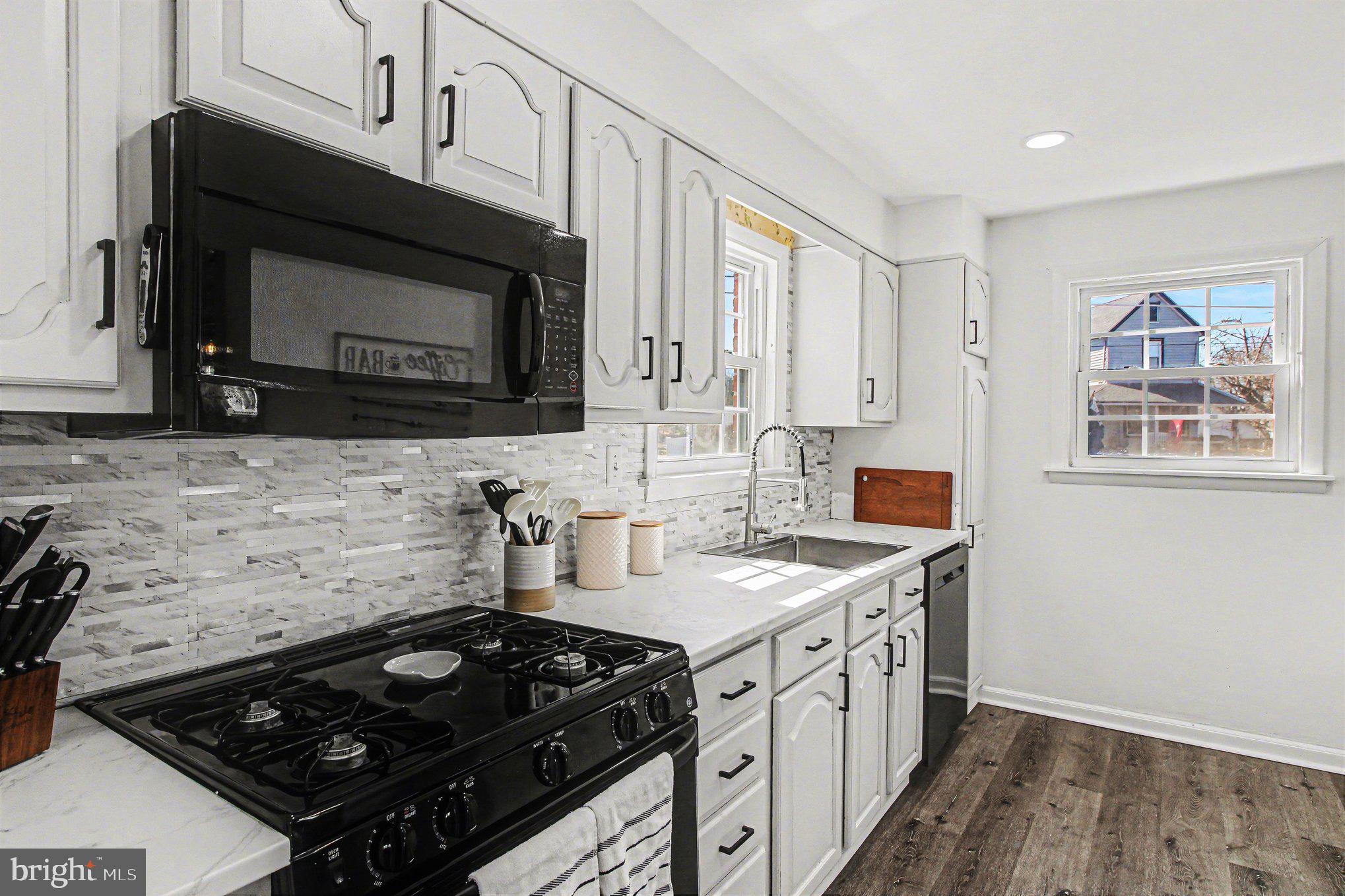 RIDLEY PARK - Residential