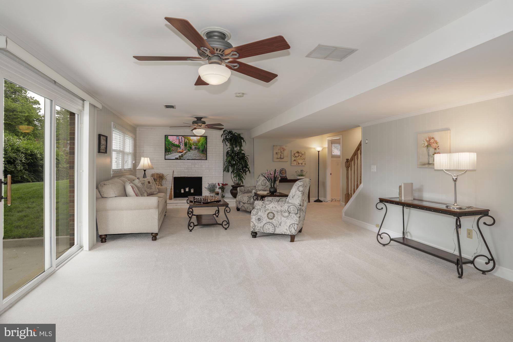 DUNN LORING WOODS - Residential