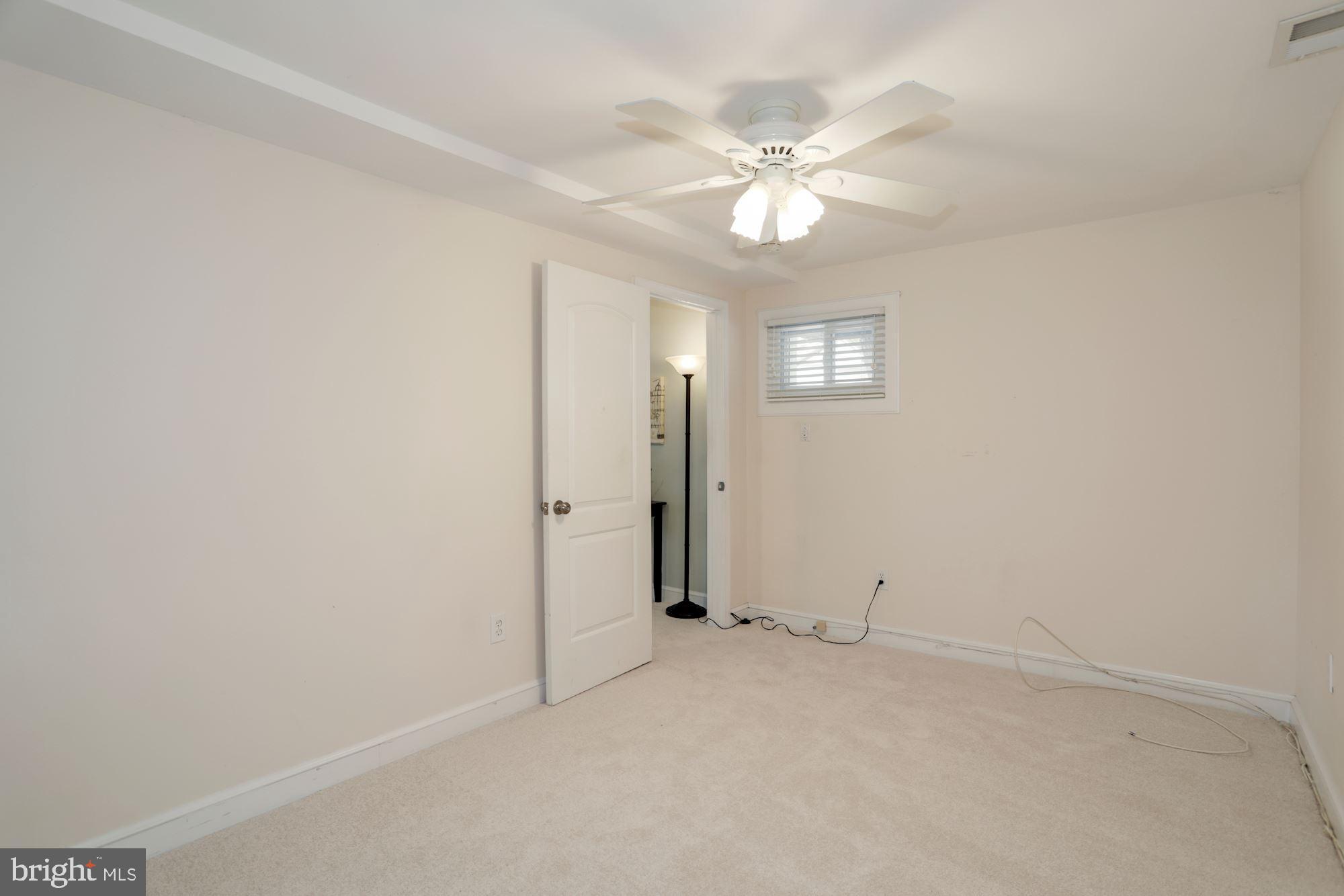 DUNN LORING WOODS - Residential