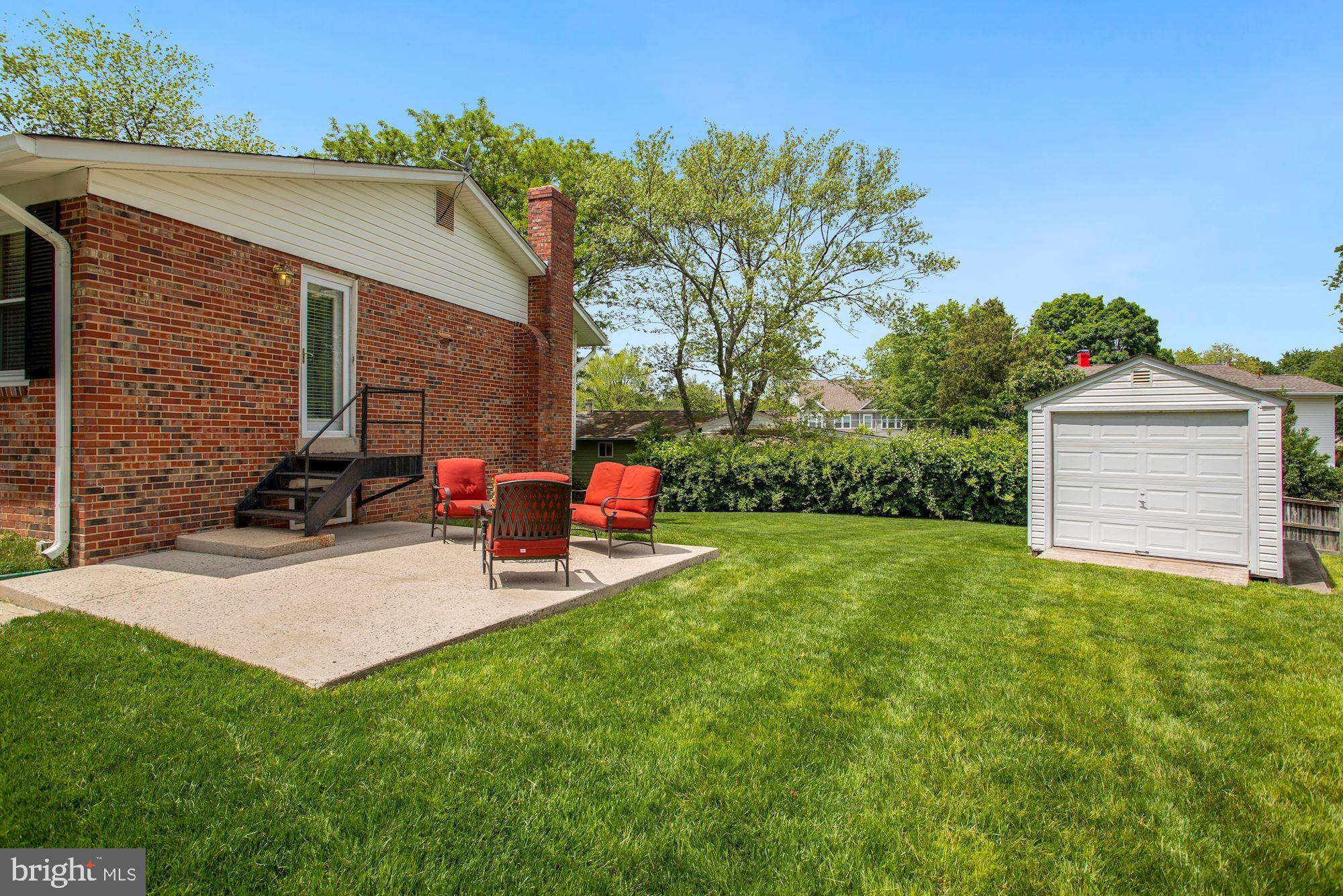 DUNN LORING WOODS - Residential