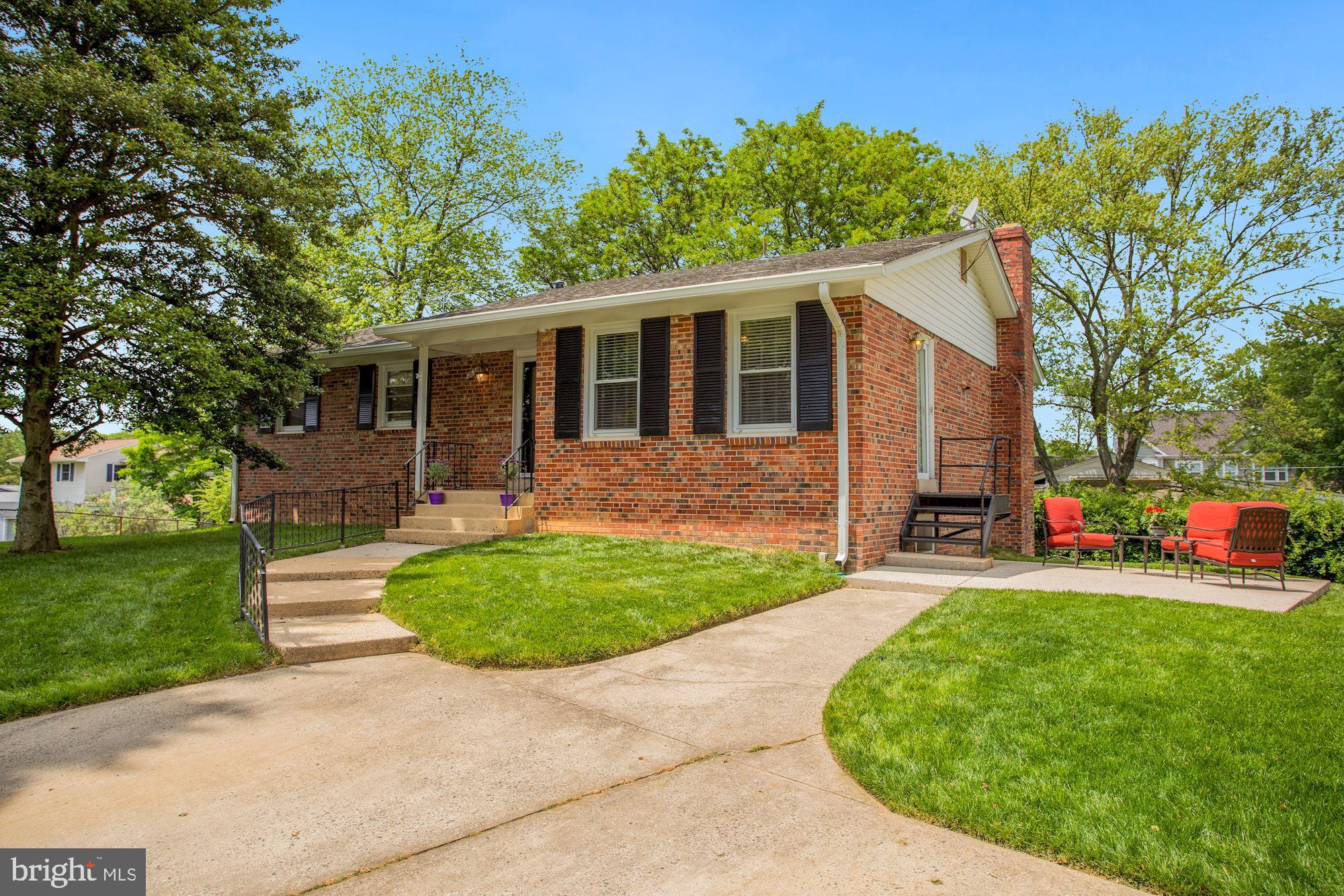 DUNN LORING WOODS - Residential