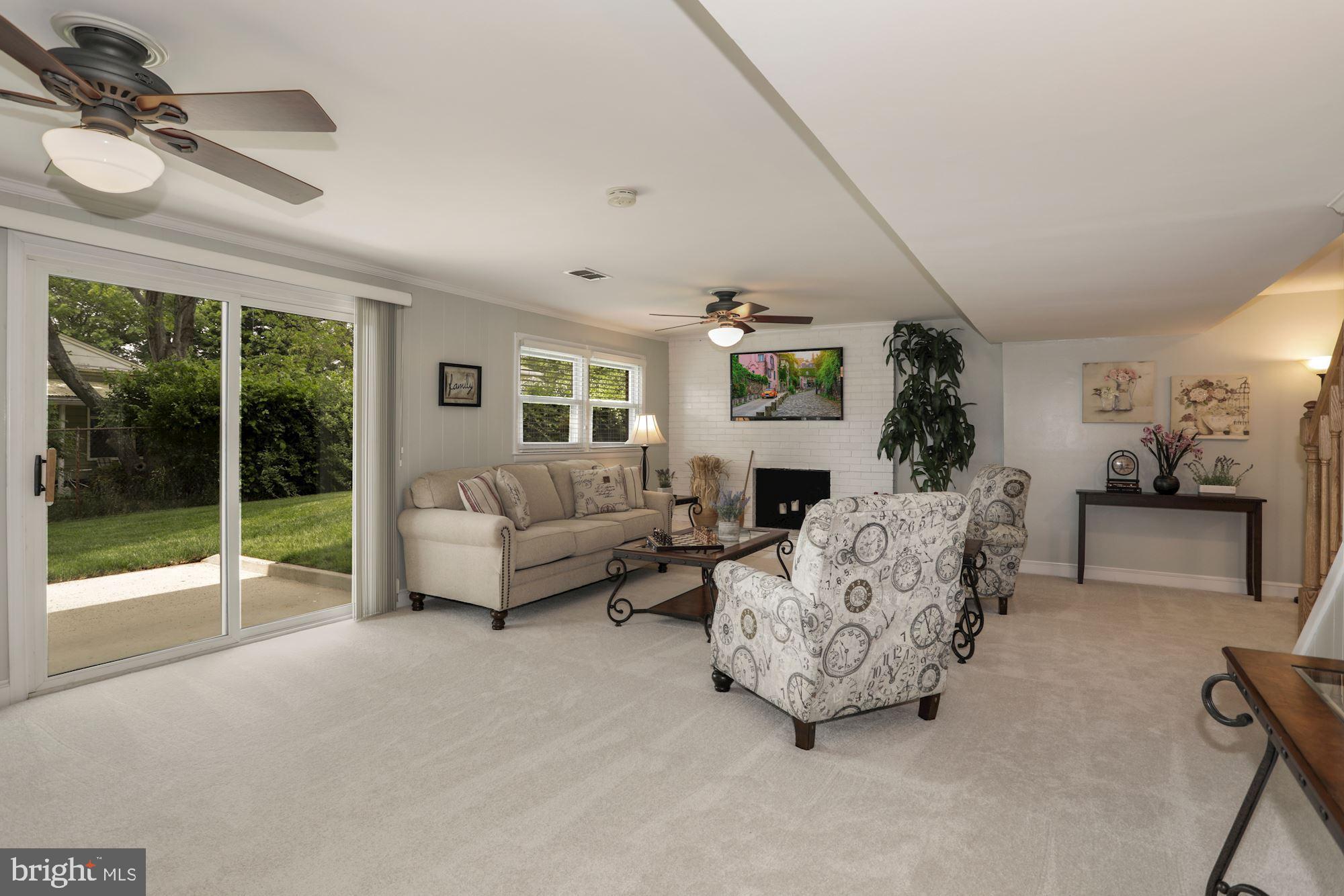 DUNN LORING WOODS - Residential