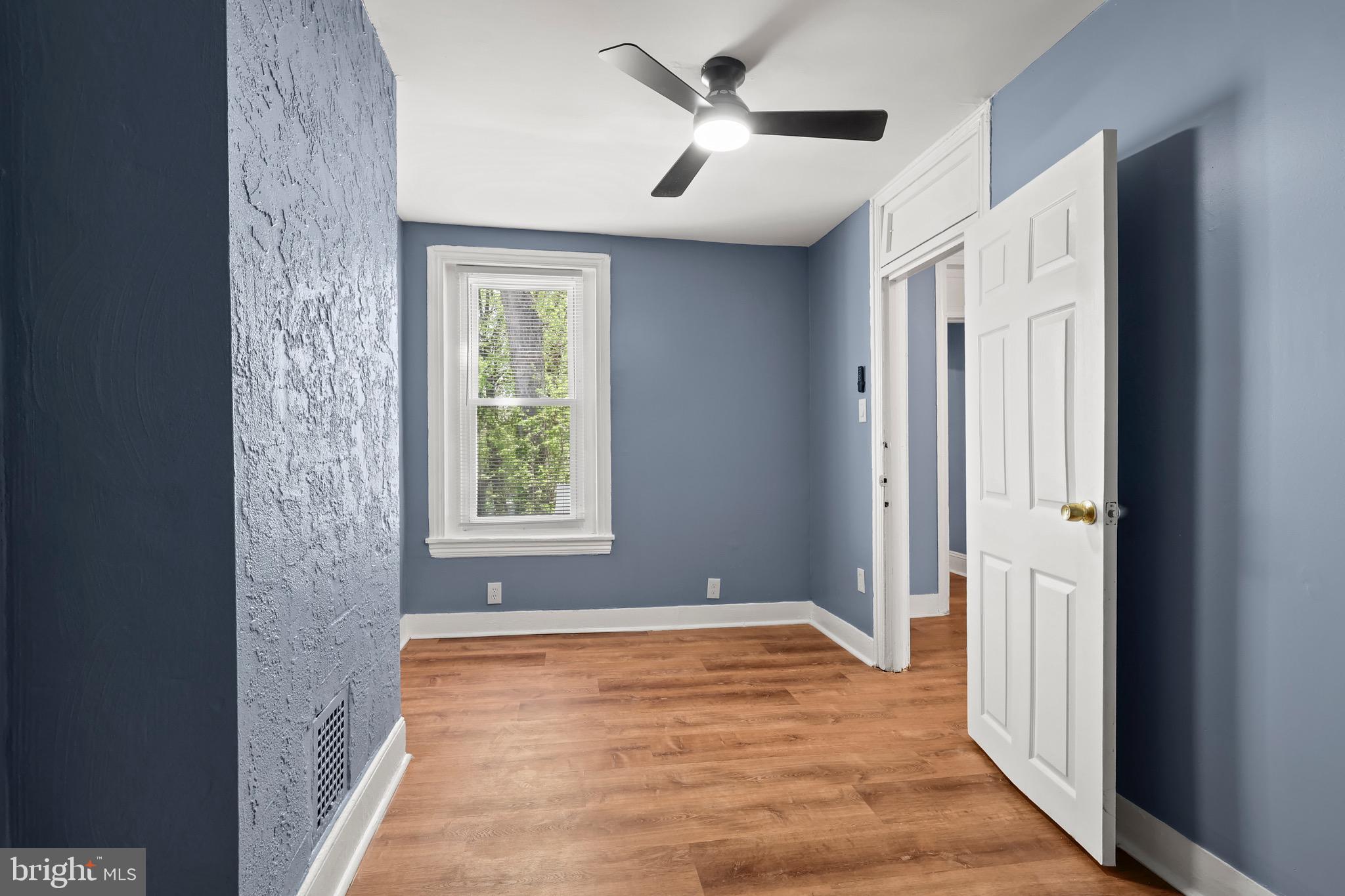 FRANKFORD - Residential