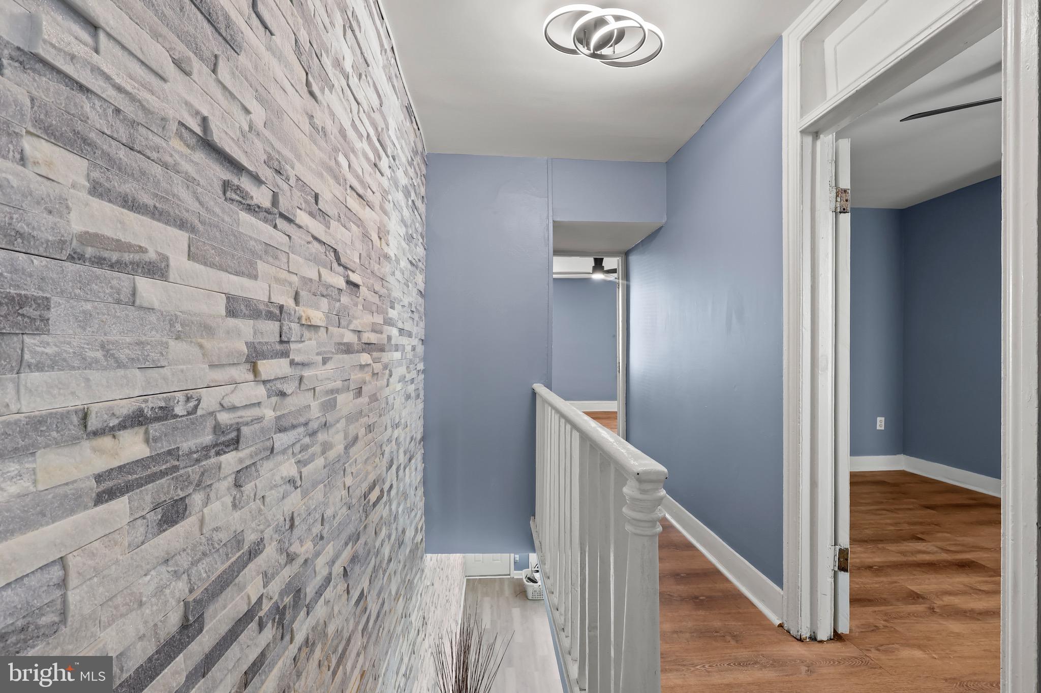 FRANKFORD - Residential