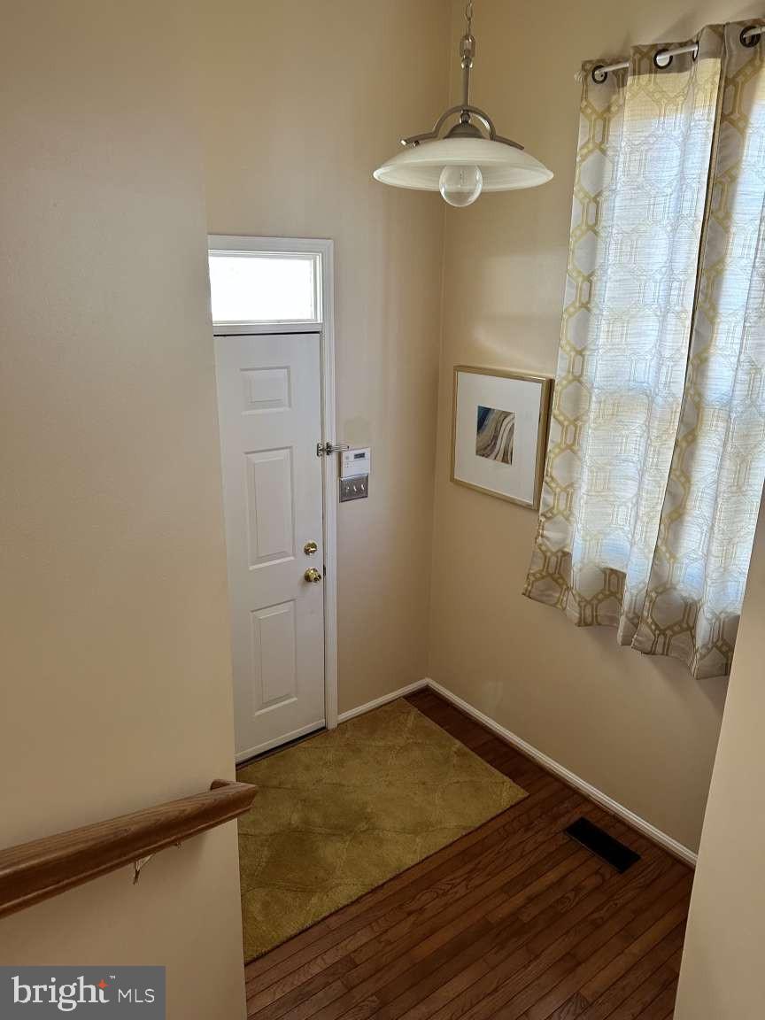 NORTHRIDGE - Residential