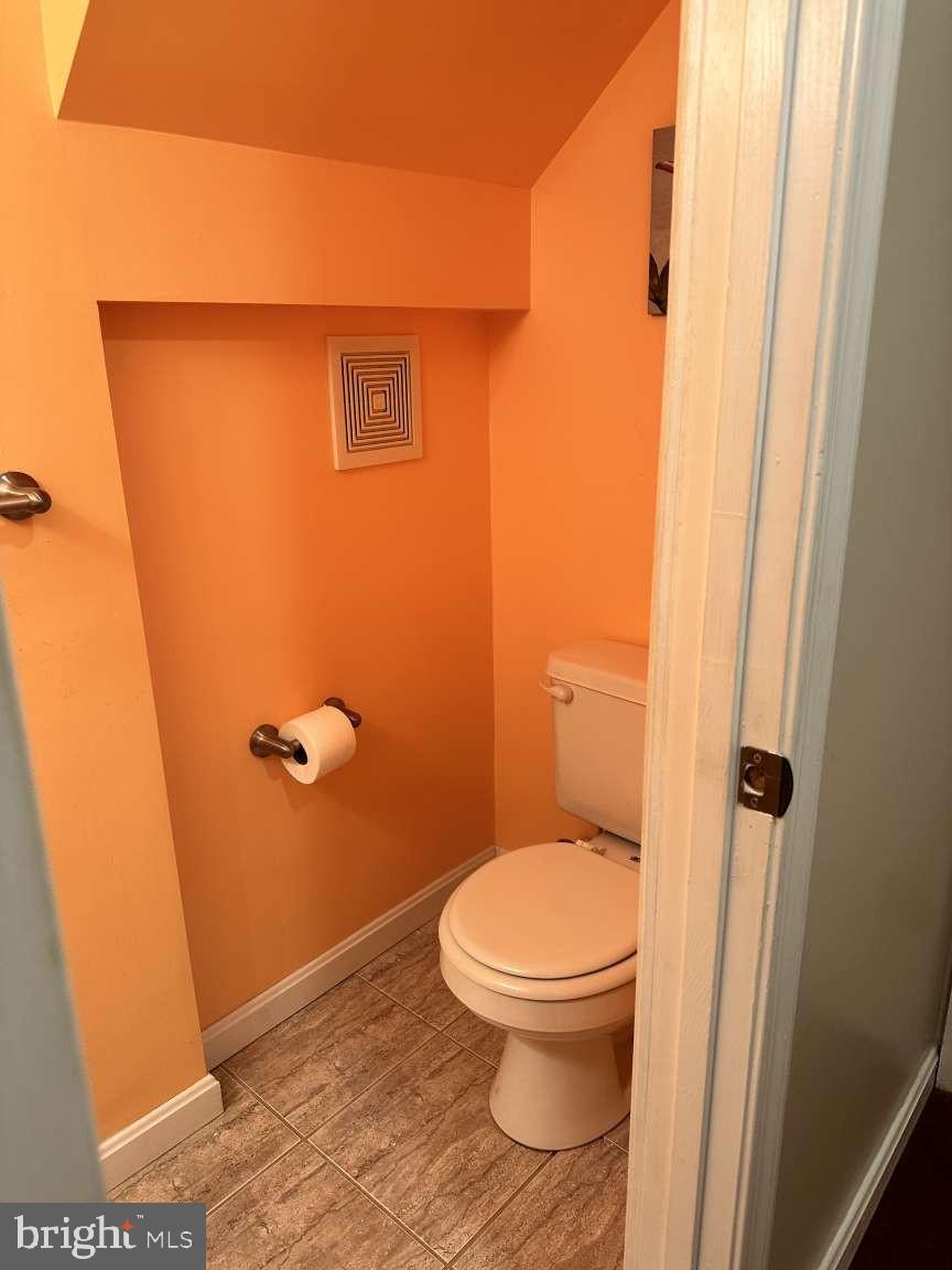 NORTHRIDGE - Residential