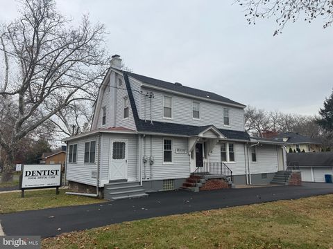 Photo of 2288 Brunswick Avenue, LAWRENCE TOWNSHIP, NJ 08648 (MLS # NJME2070224)