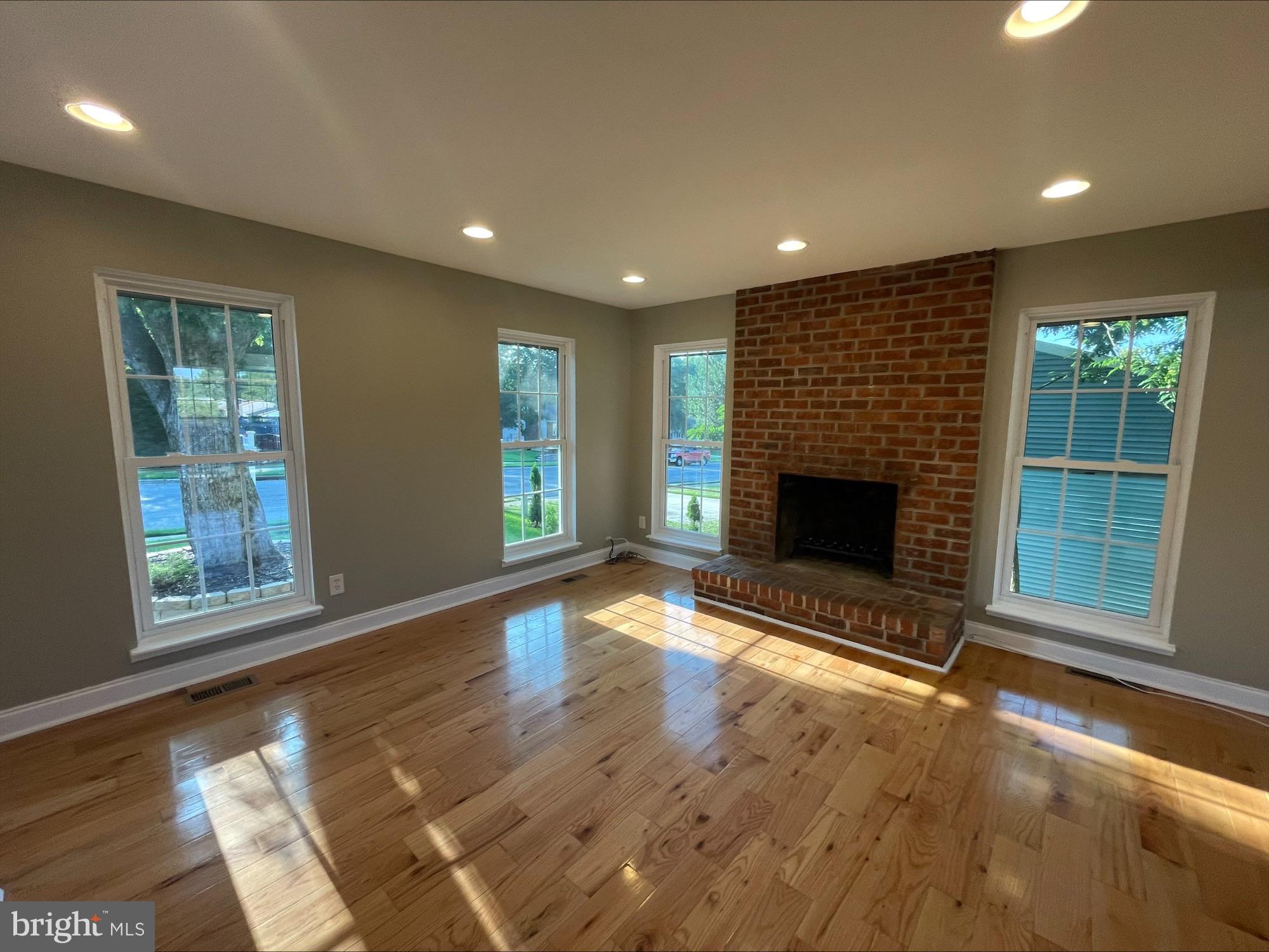 OWINGS MILLS - Residential