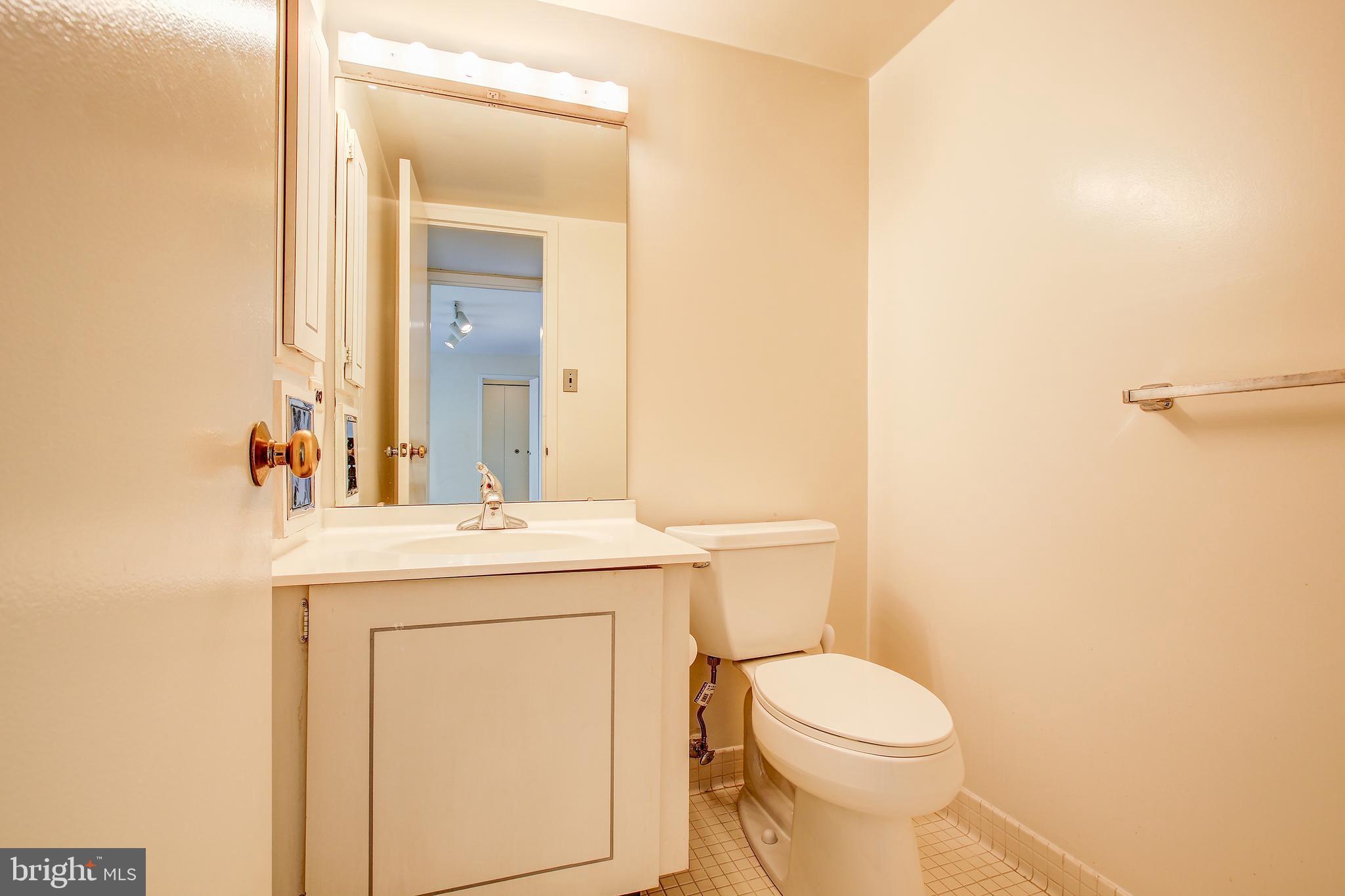 FRIENDSHIP HEIGHTS - Residential Lease