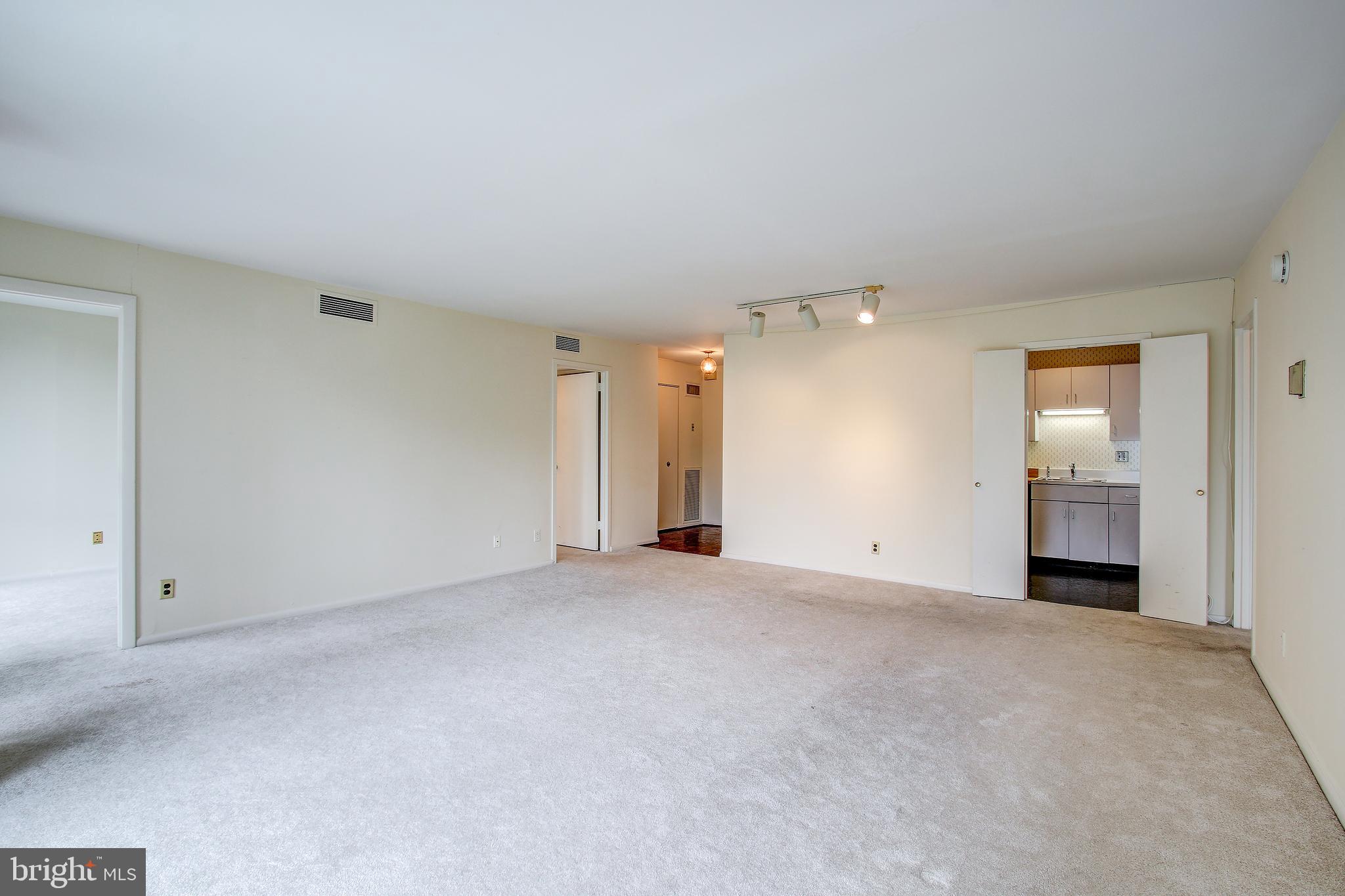 FRIENDSHIP HEIGHTS - Residential Lease
