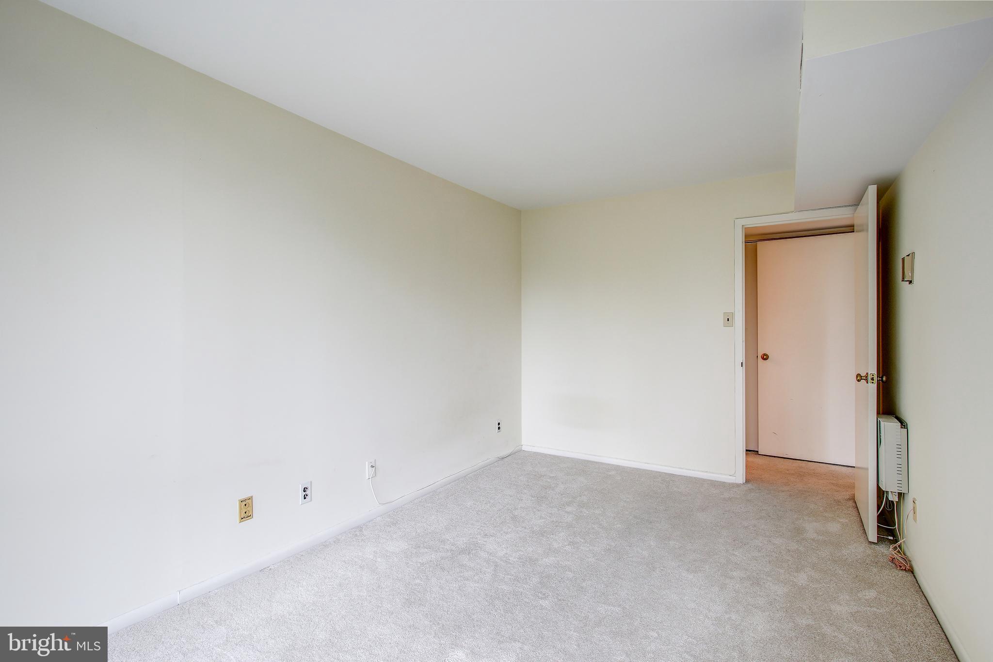 FRIENDSHIP HEIGHTS - Residential Lease