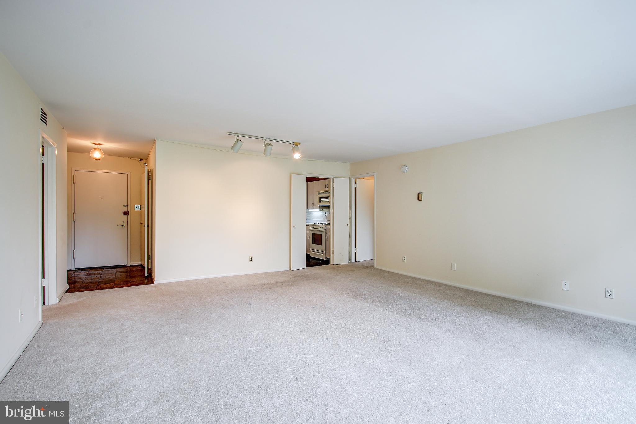 FRIENDSHIP HEIGHTS - Residential Lease