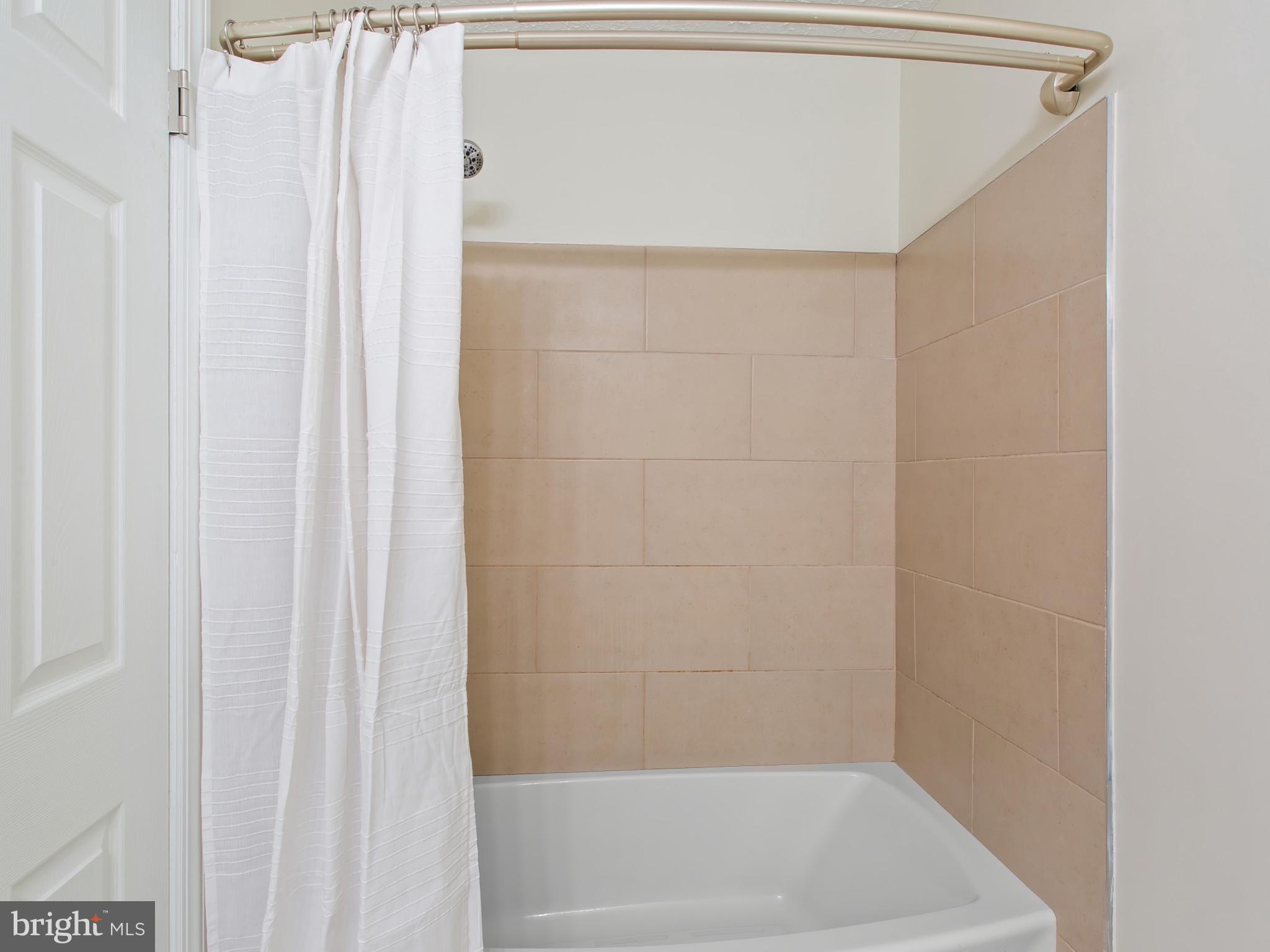 PARK SQUARE - IND HEAD - Residential