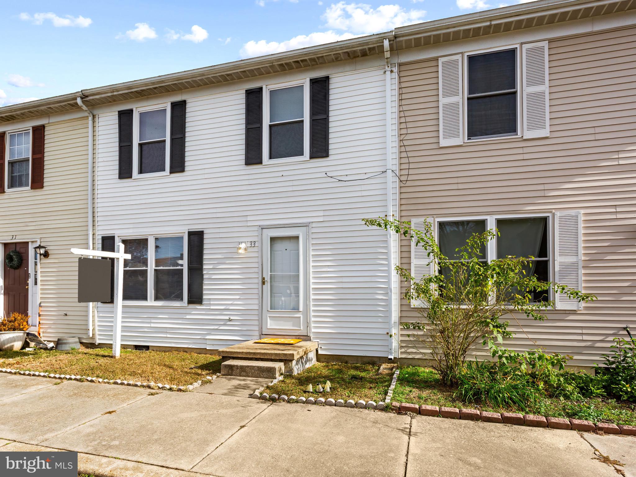 PARK SQUARE - IND HEAD - Residential