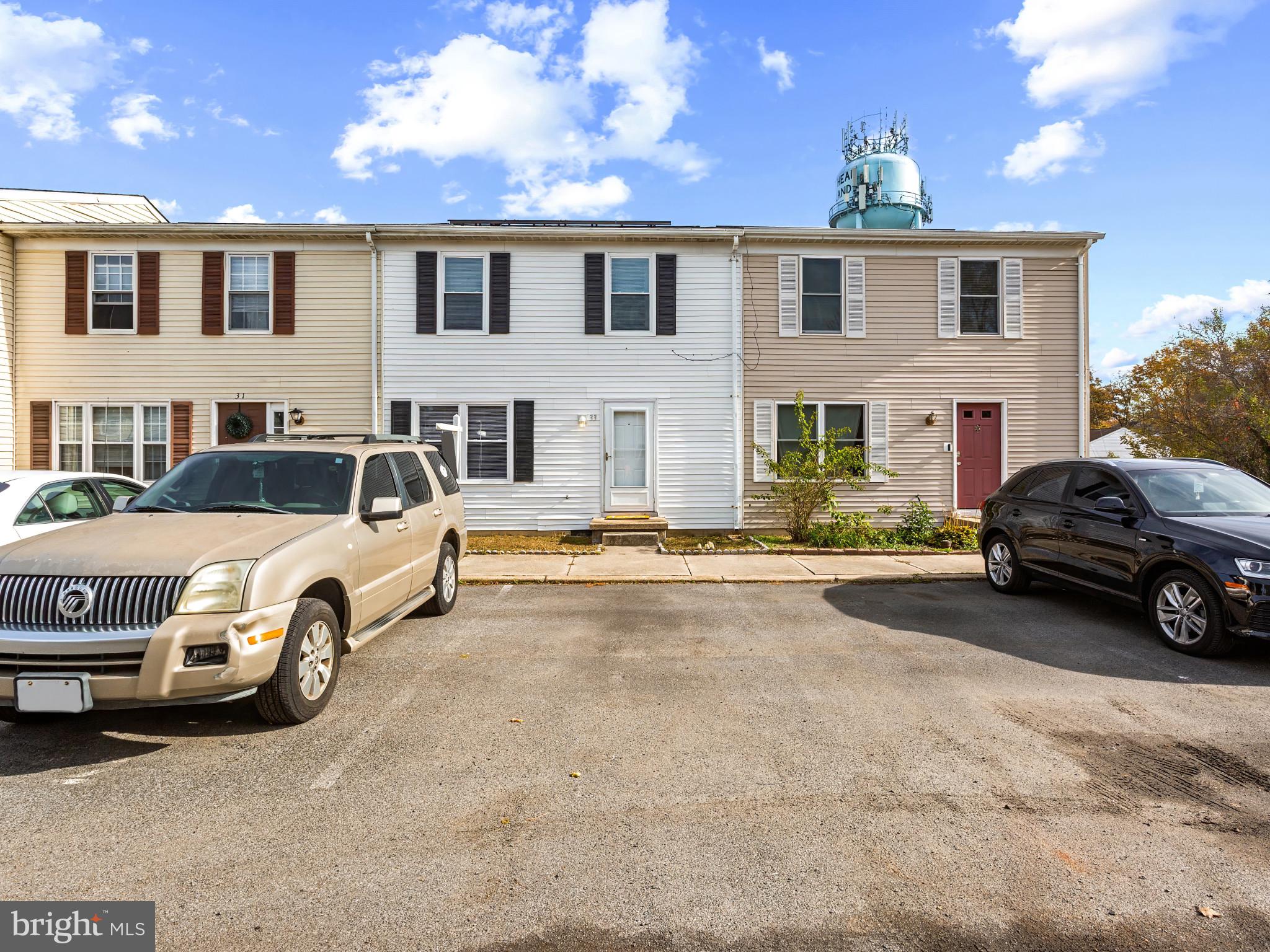 PARK SQUARE - IND HEAD - Residential