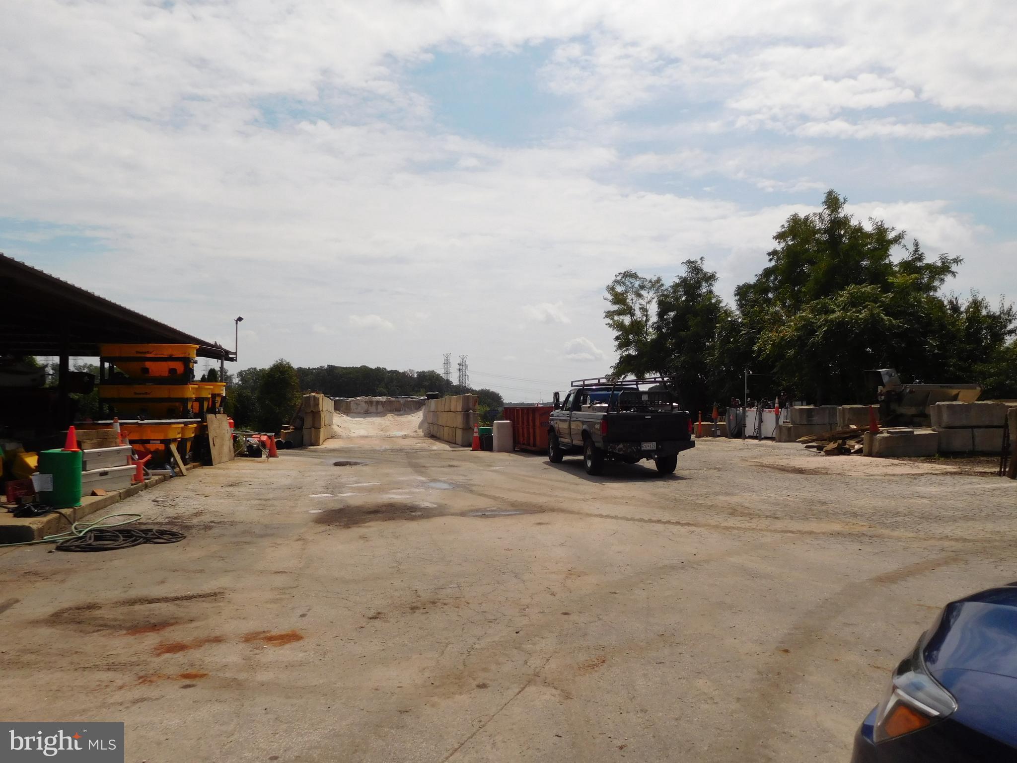 FULLERTON - Commercial Sale