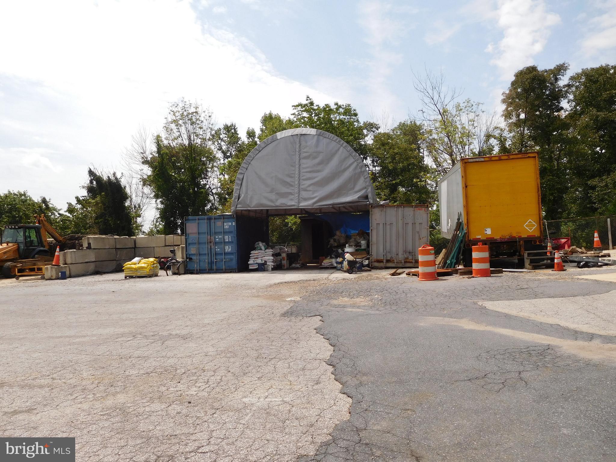 FULLERTON - Commercial Sale