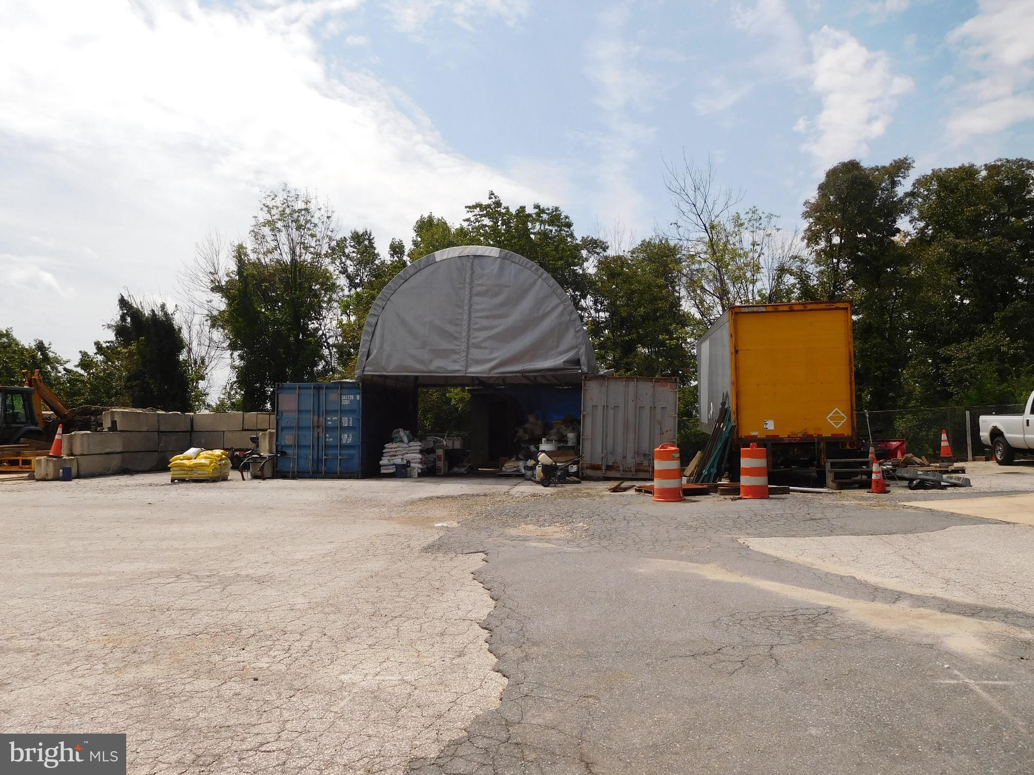 FULLERTON - Commercial Sale