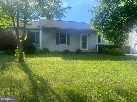 Homes For Rent - 307 Raven Road<br/> STEPHENS CITY, VA 22655