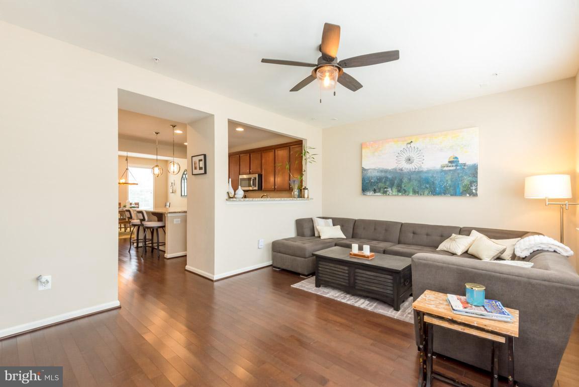 BUCKINGHAM - Residential Lease