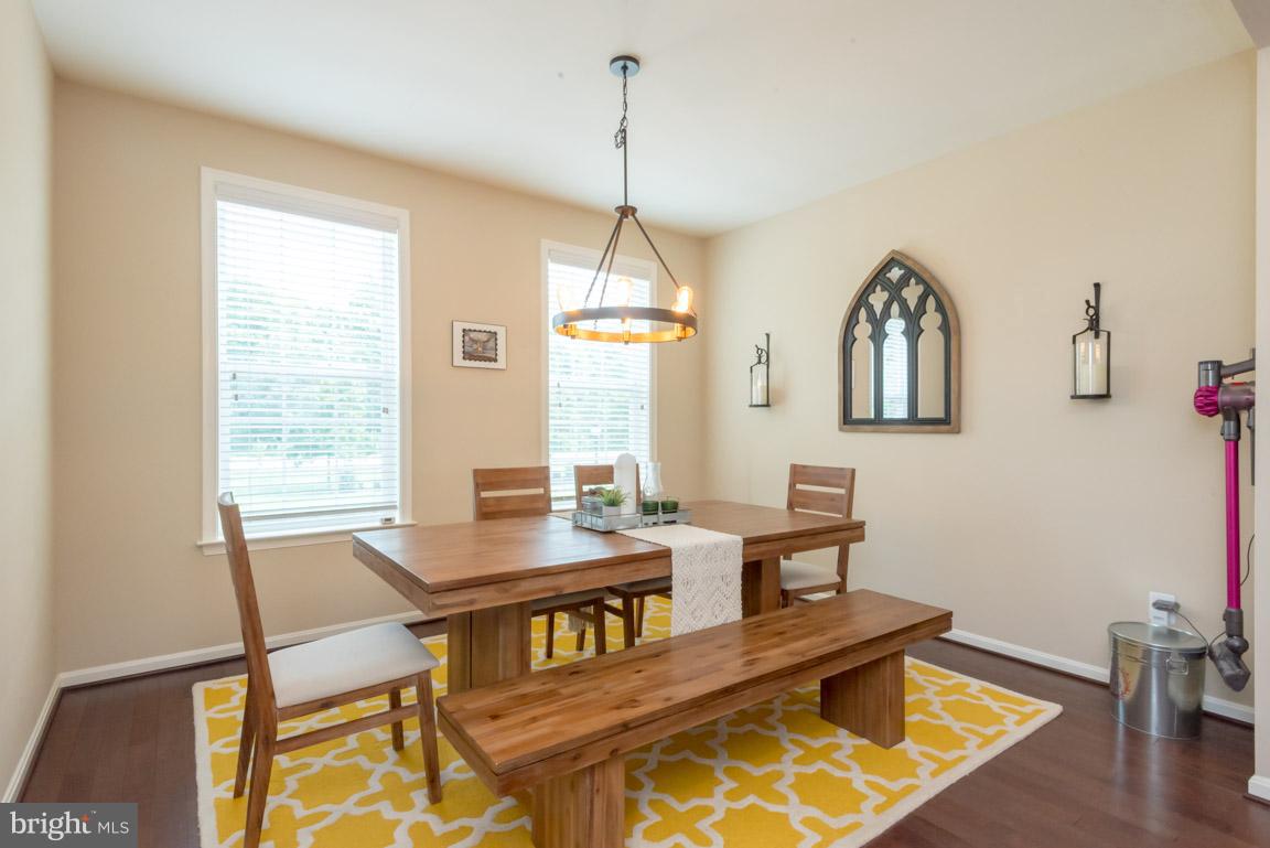 BUCKINGHAM - Residential Lease