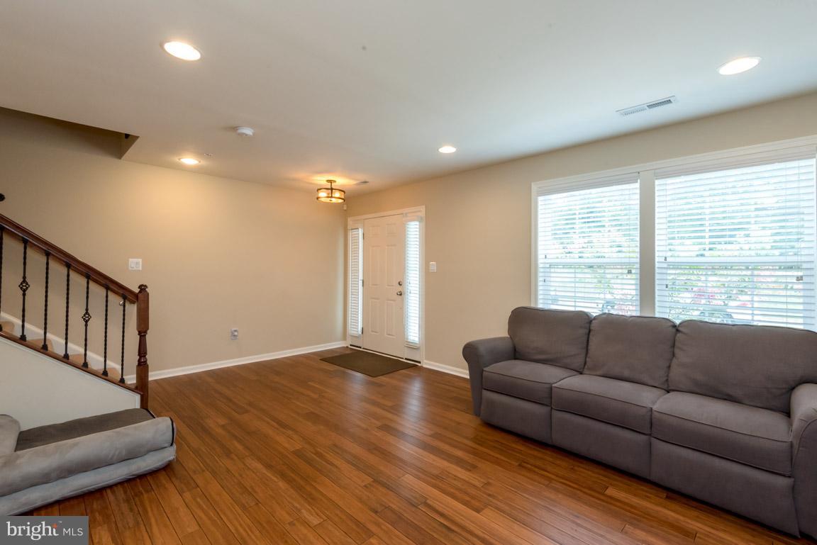 BUCKINGHAM - Residential Lease