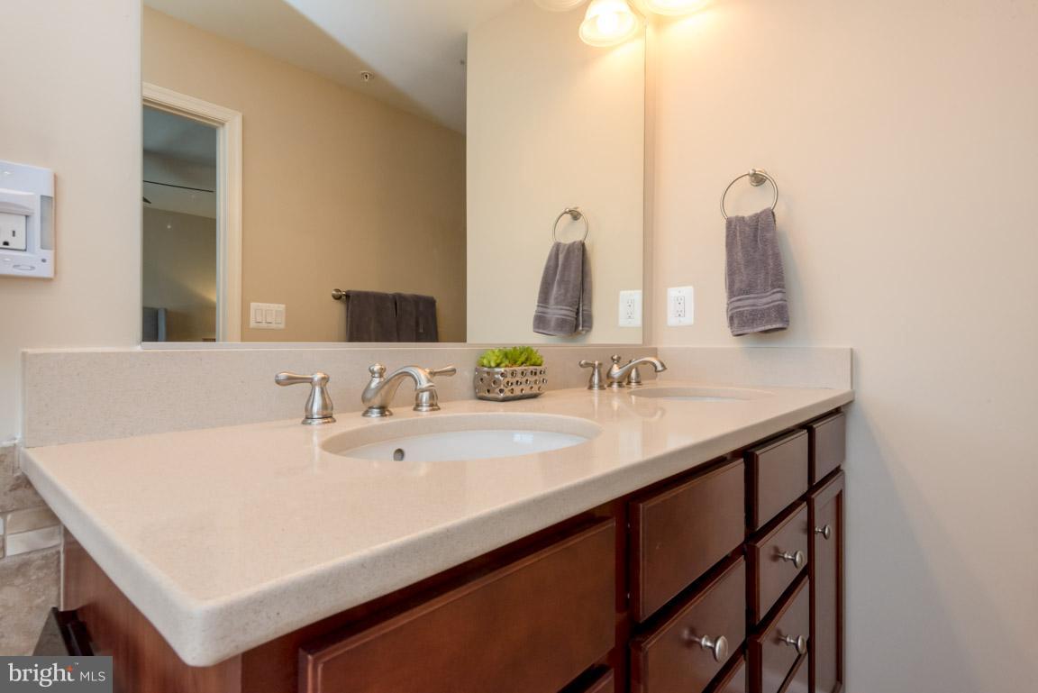 BUCKINGHAM - Residential Lease