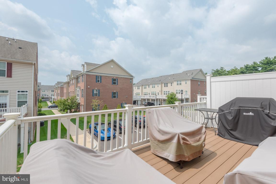 BUCKINGHAM - Residential Lease