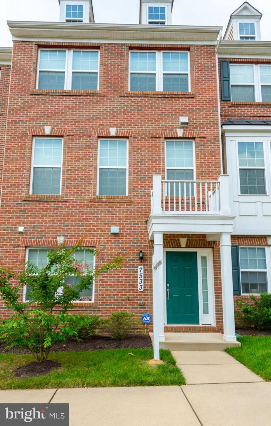 4 years NEW!!!  Upgraded kitchen w/ 42" cabinets, granite countertops, backsplash, Stainless steel appliances. Beautiful Wood floors! Deck off of Living area. Fireplace with built-in bookshelves.  9' ceilings.  Master suite has separate tub and shower and walk in closet!  Natural gas heating.Two-car garage with storage! Close To EVERYTHING NSA/Ft. Meade, Naval Academy, BWI, DC, Pets case by case,