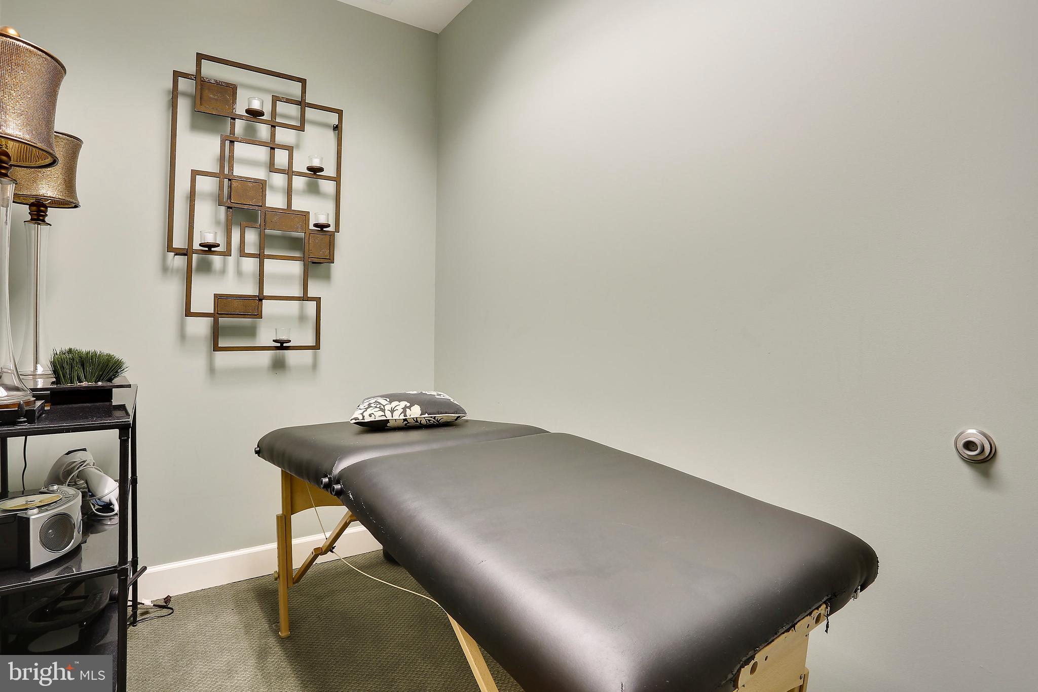 GRANDVIEW AT ANNAPOLIS TOWNE CENTRE - Residential