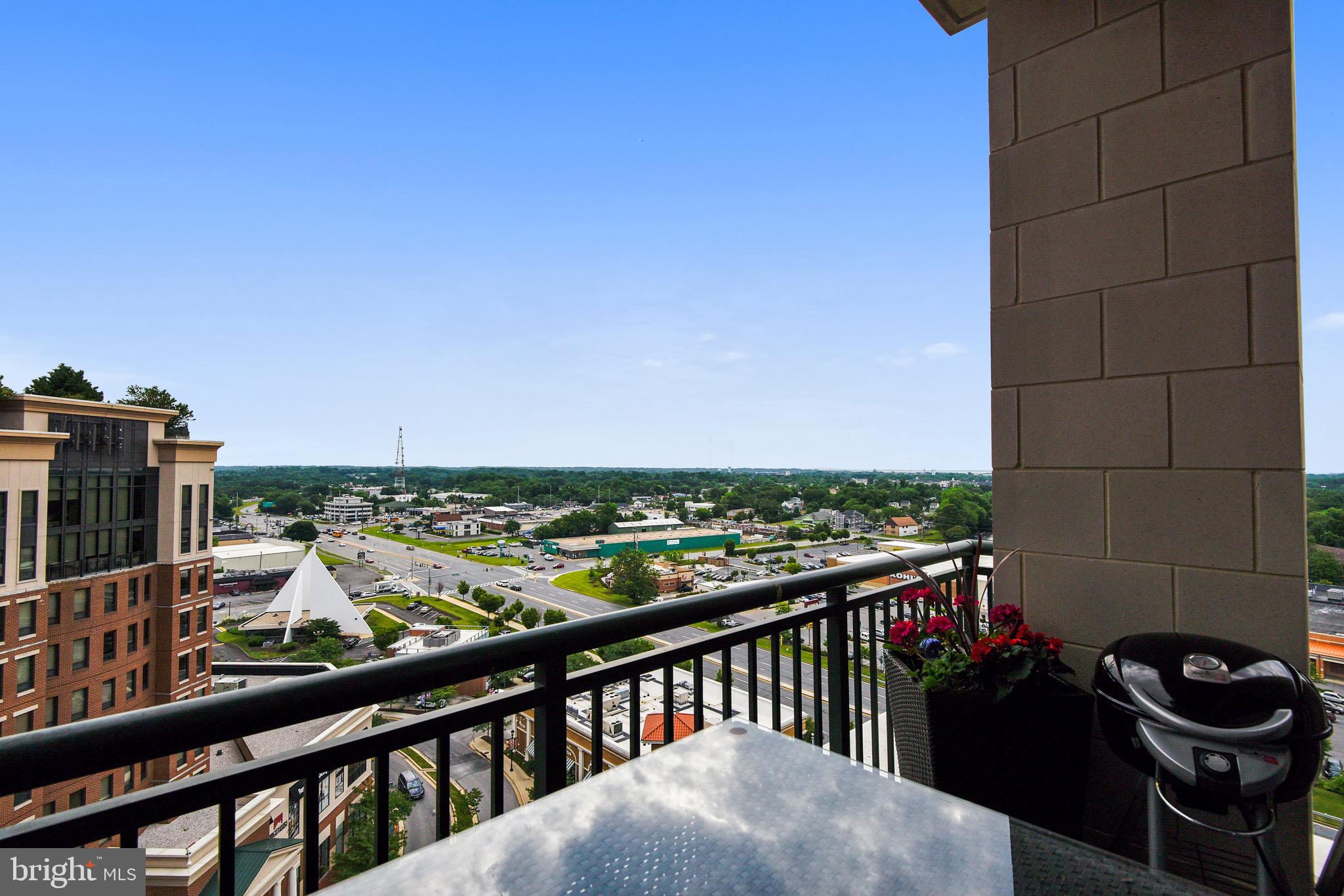 GRANDVIEW AT ANNAPOLIS TOWNE CENTRE - Residential