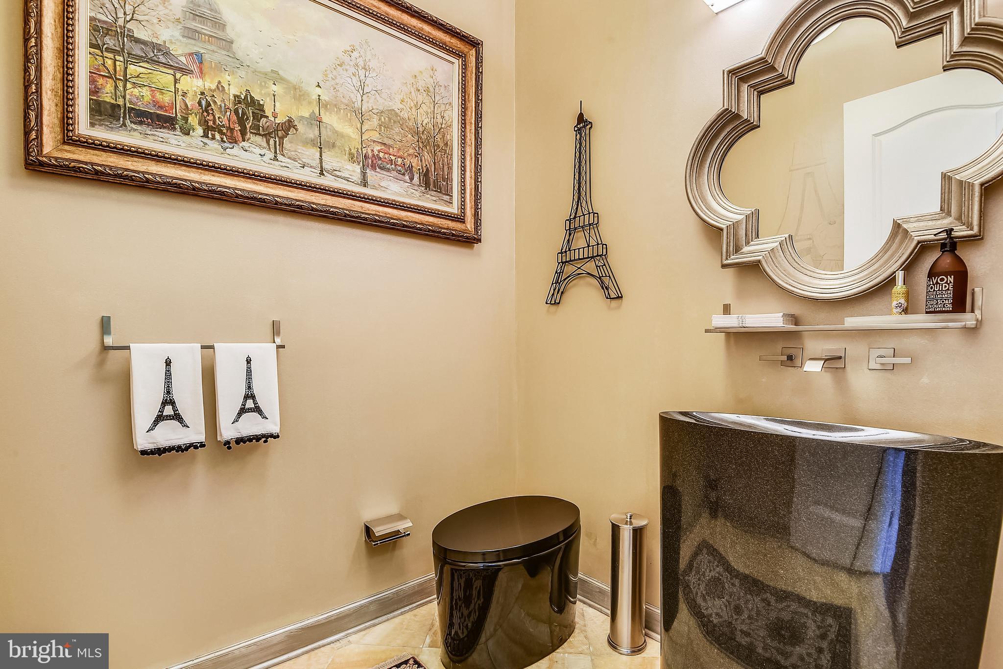 GRANDVIEW AT ANNAPOLIS TOWNE CENTRE - Residential