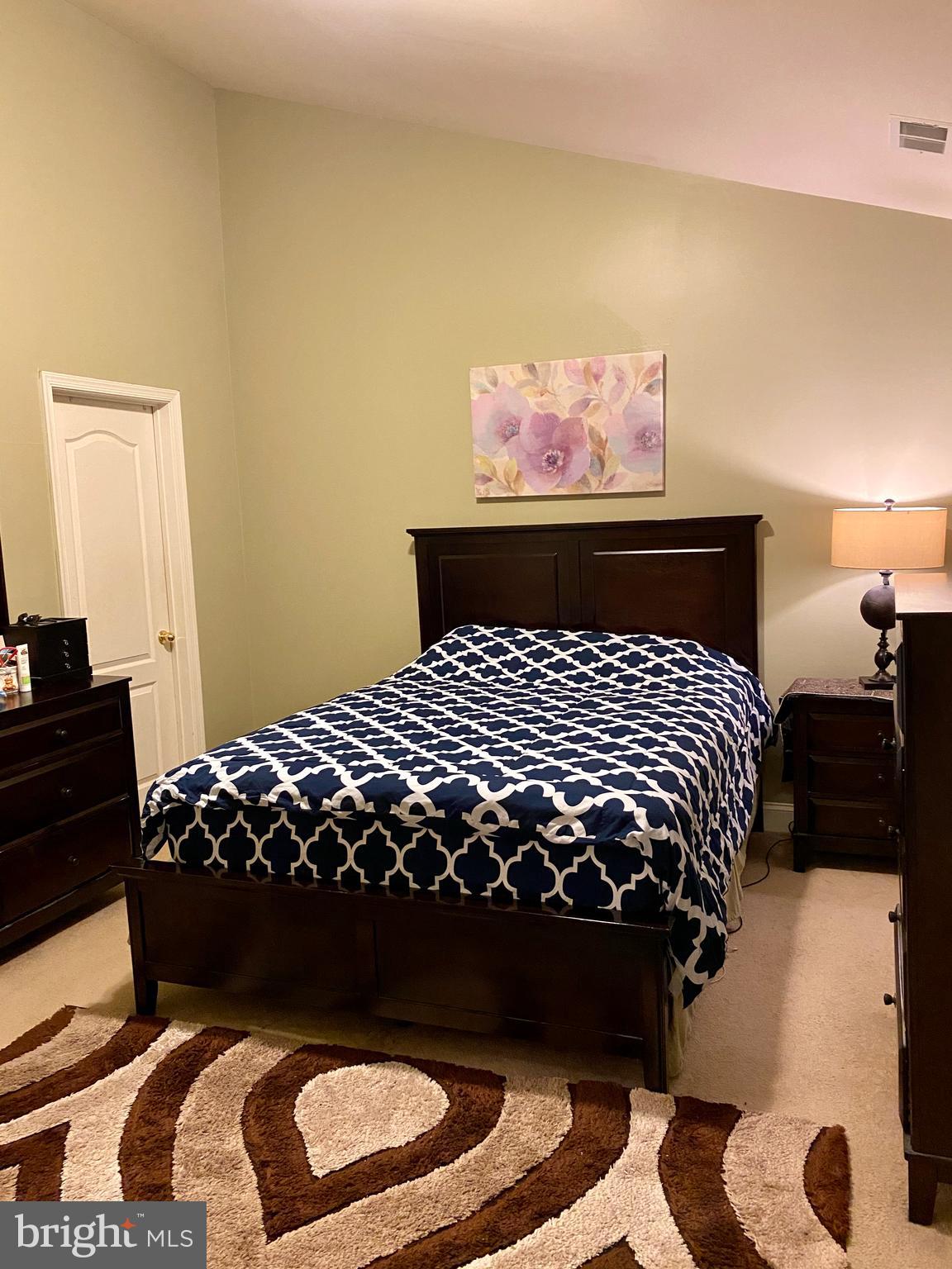 RIVER OAKS - Residential