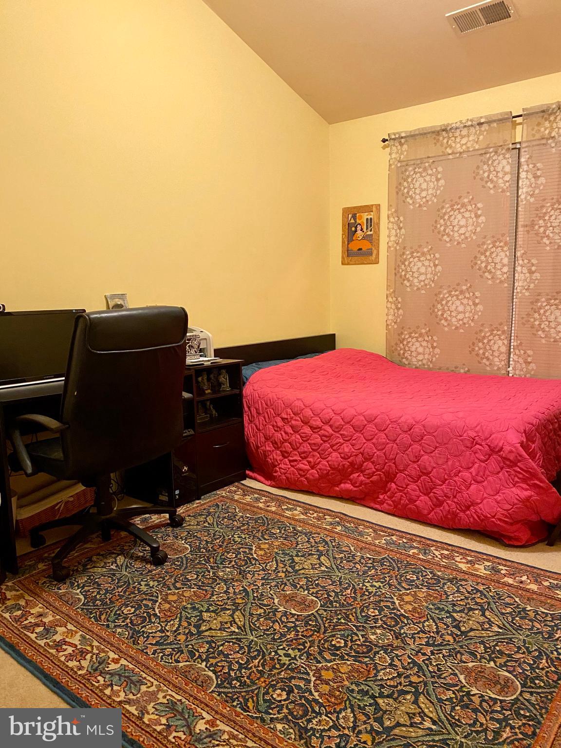 RIVER OAKS - Residential