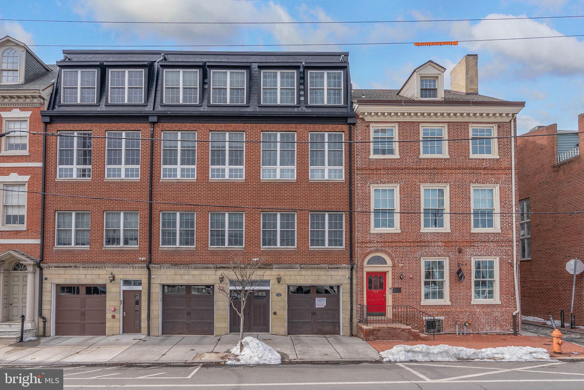 SOCIETY HILL - Residential