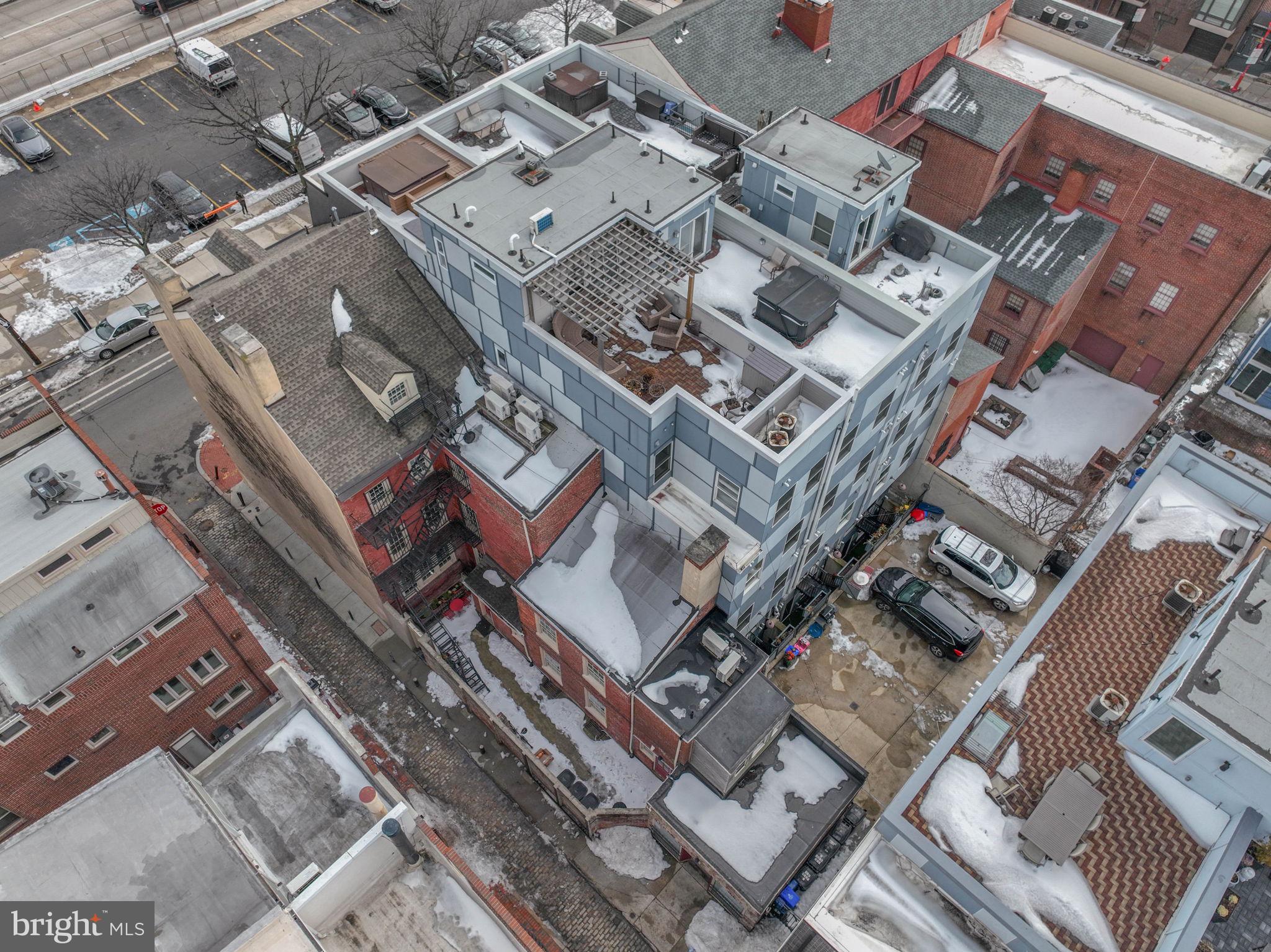 SOCIETY HILL - Residential