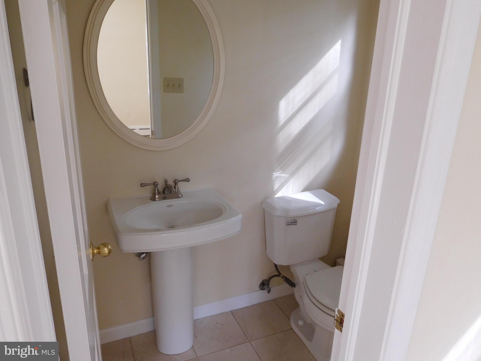 WILTON WOODS - Residential Lease